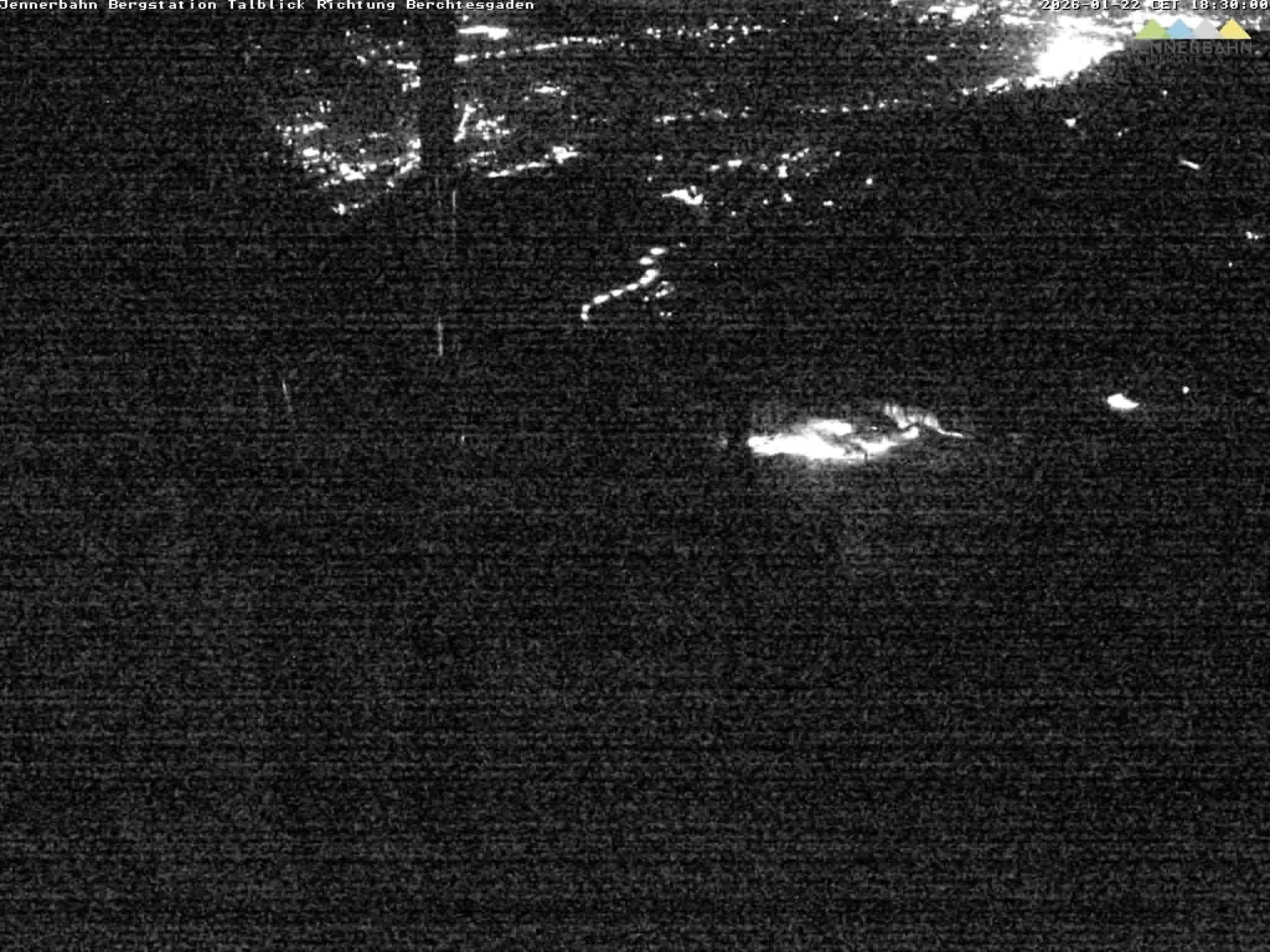 Archiv Foto Webcam Jenner - Blick ins Tal Gondelstation