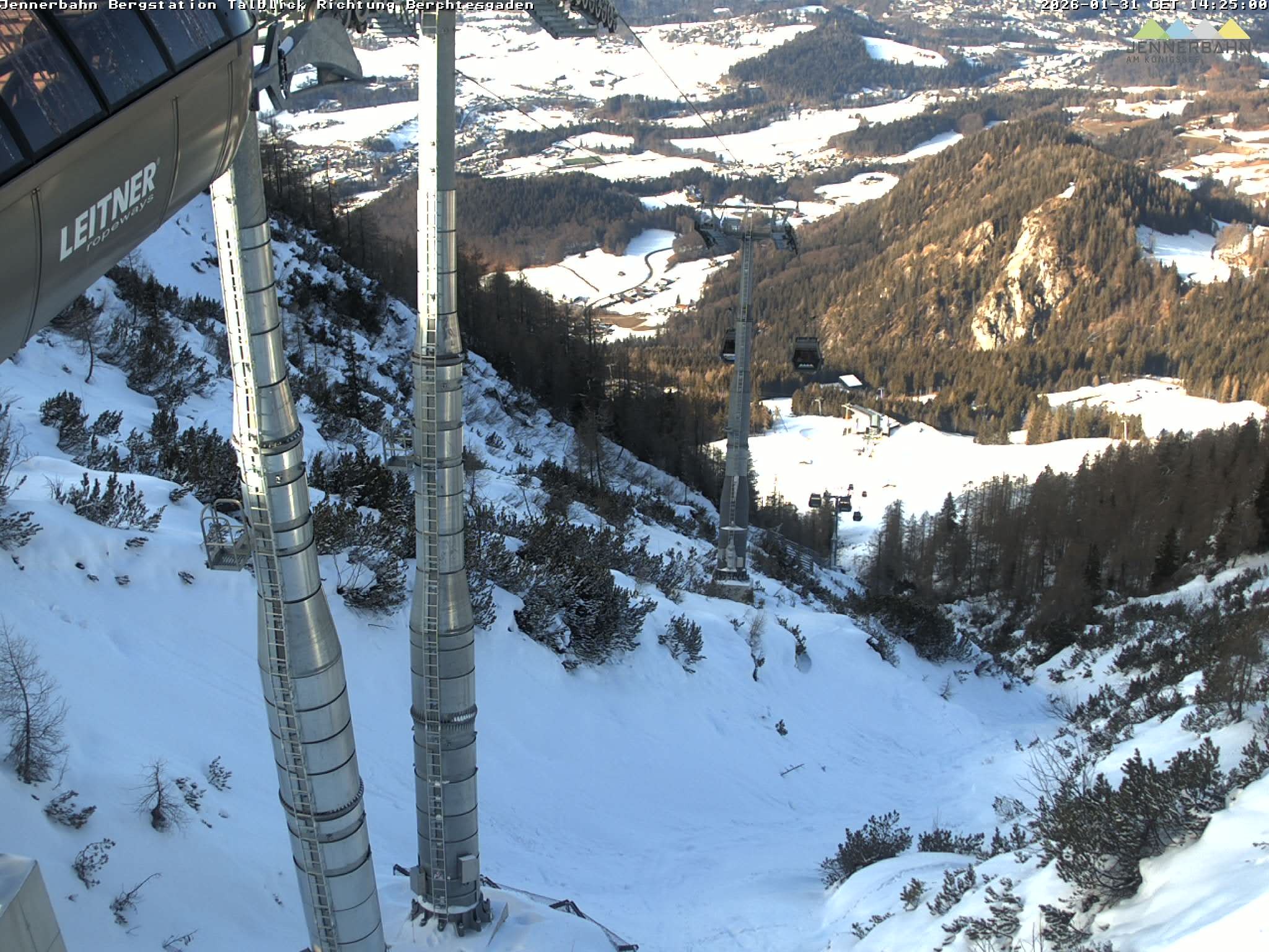 Archiv Foto Webcam Jenner - Blick ins Tal Gondelstation