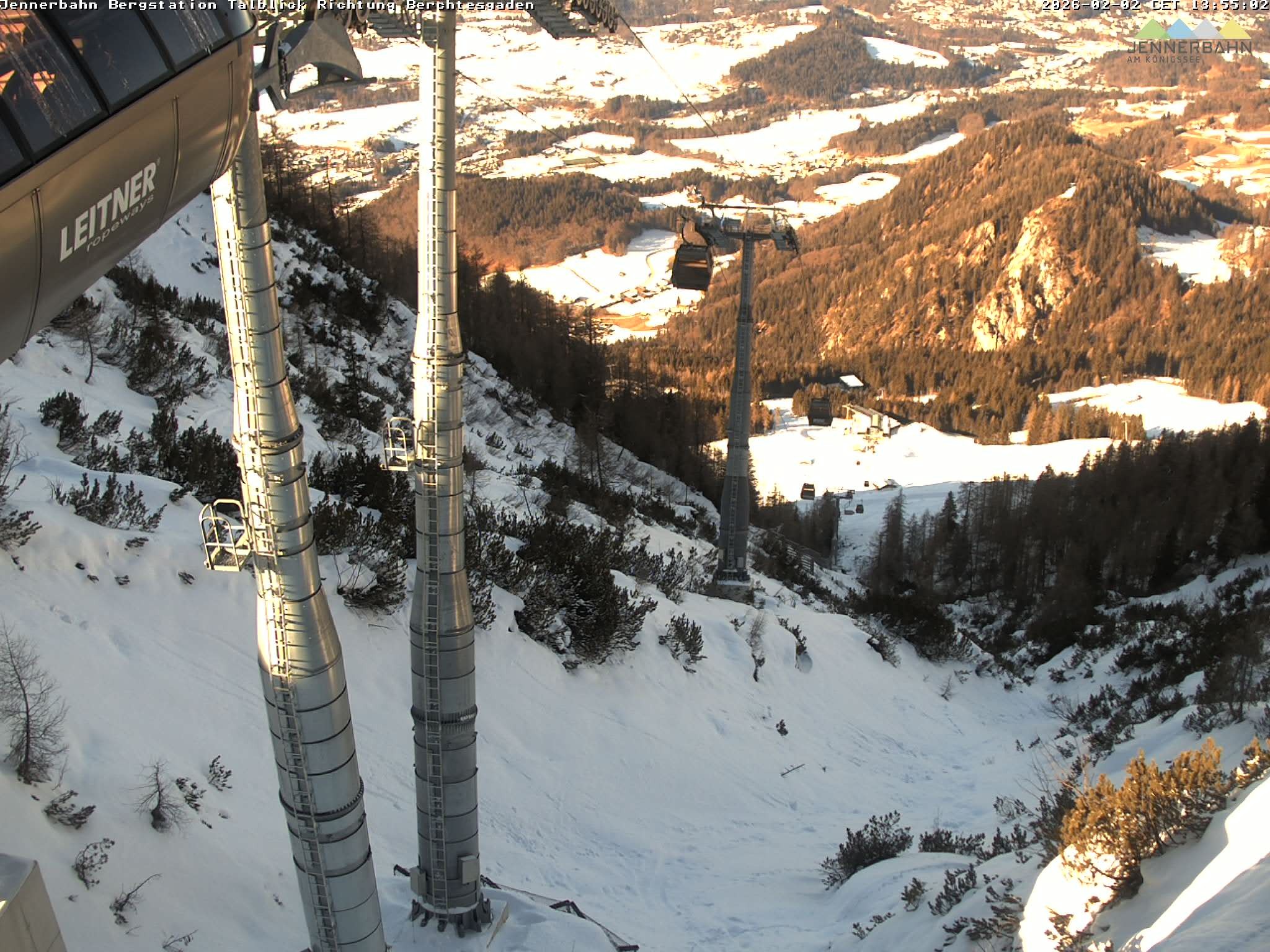 Archiv Foto Webcam Jenner - Blick ins Tal Gondelstation