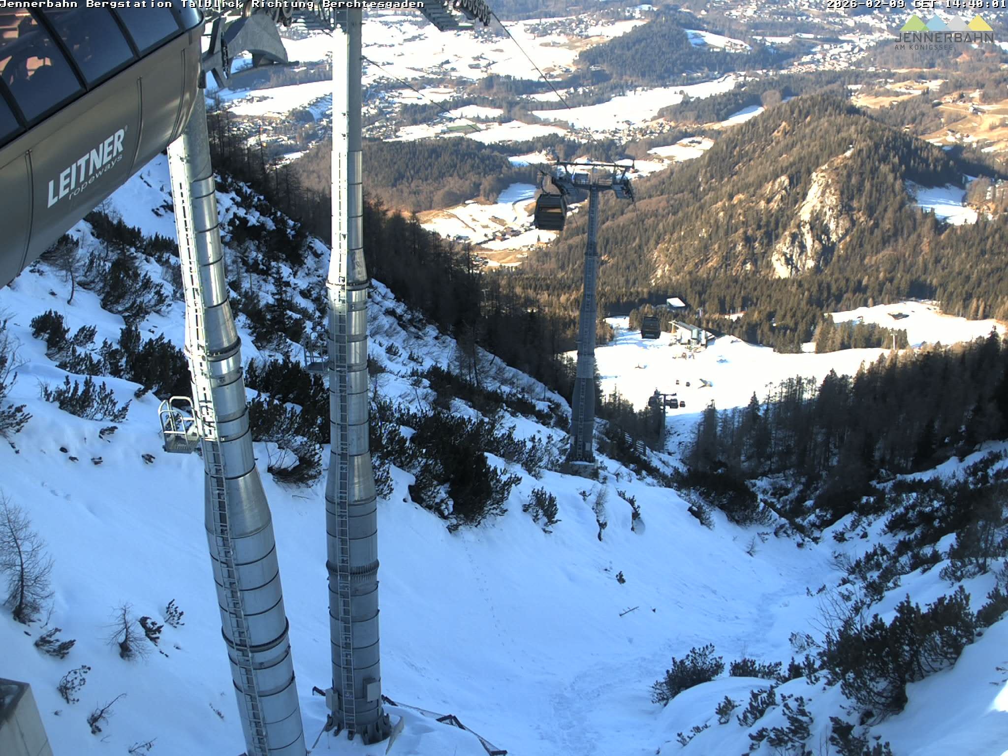 Archiv Foto Webcam Jenner - Blick ins Tal Gondelstation