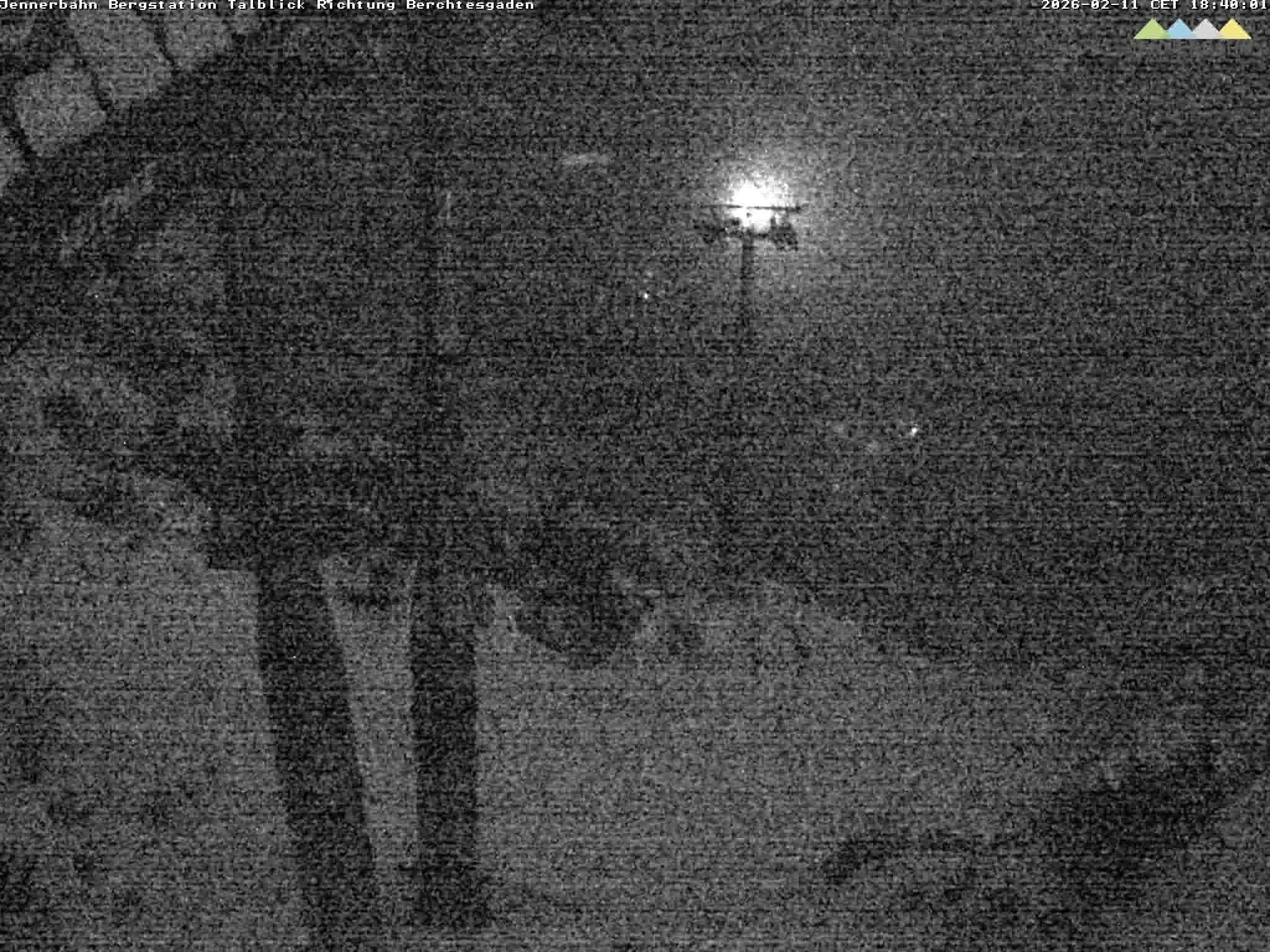 Archiv Foto Webcam Jenner - Blick ins Tal Gondelstation