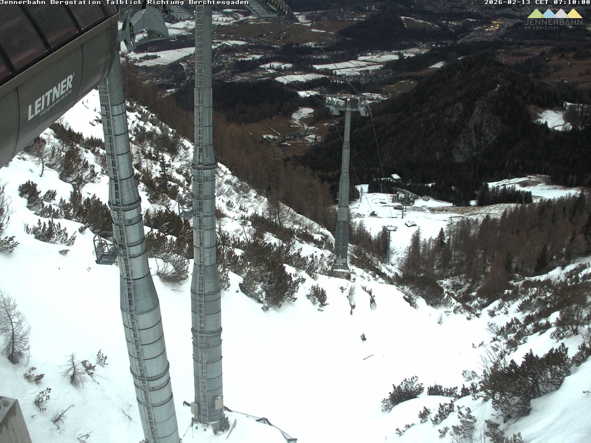 Archiv Foto Webcam Jenner - Blick ins Tal Gondelstation