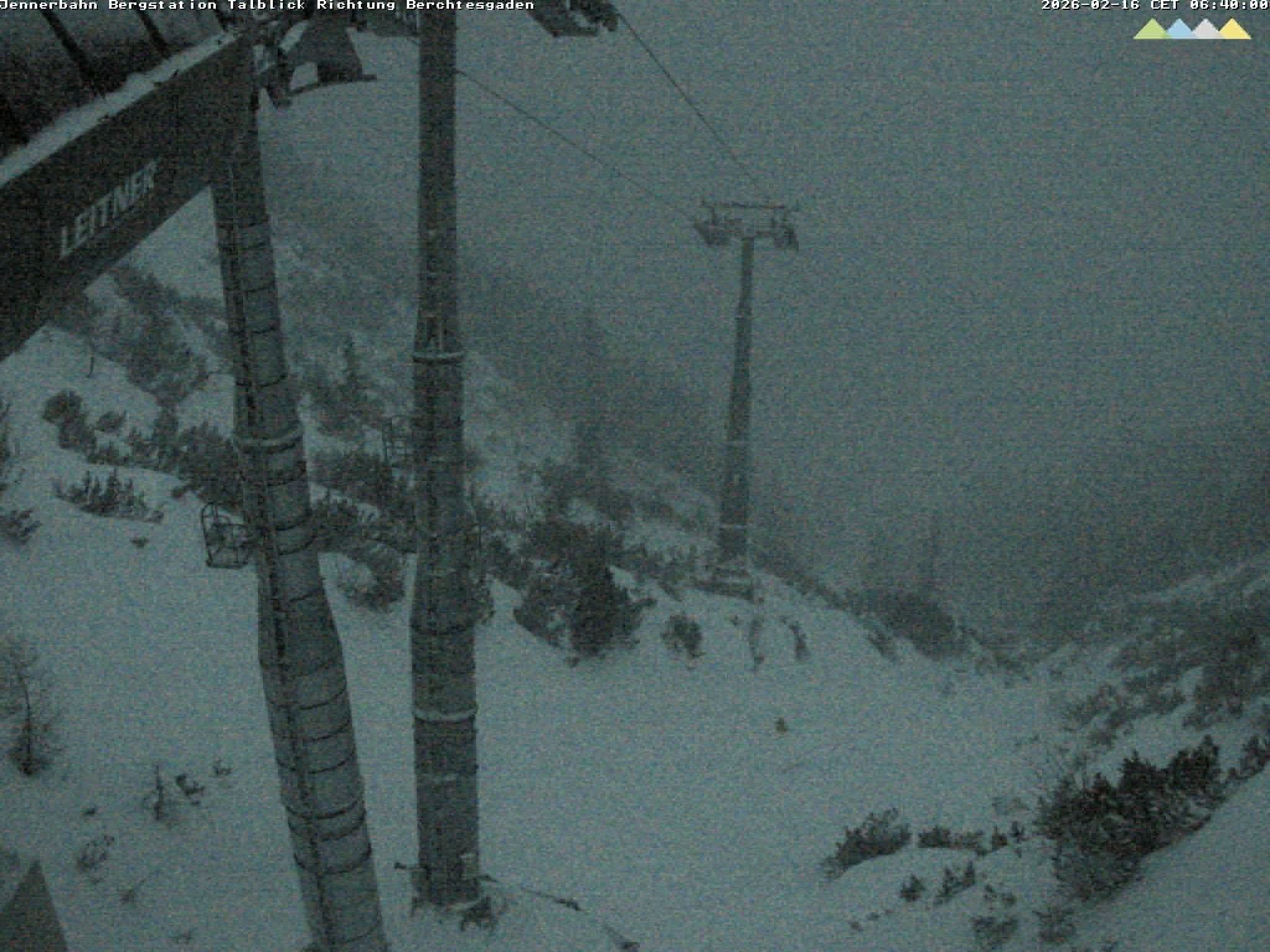 Archiv Foto Webcam Jenner - Blick ins Tal Gondelstation