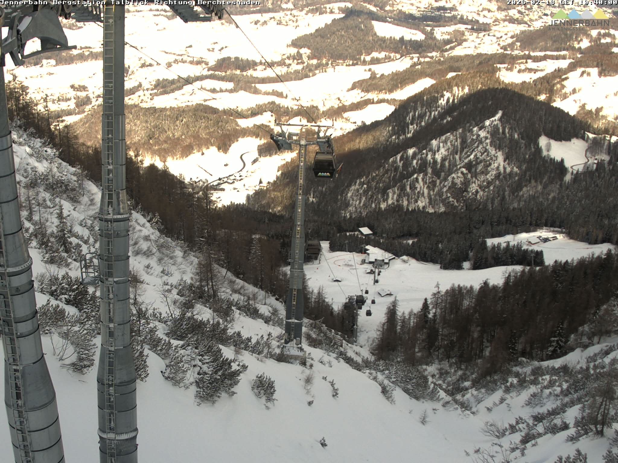 Archived image Webcam Jenner mountain - Valley View Cable Car