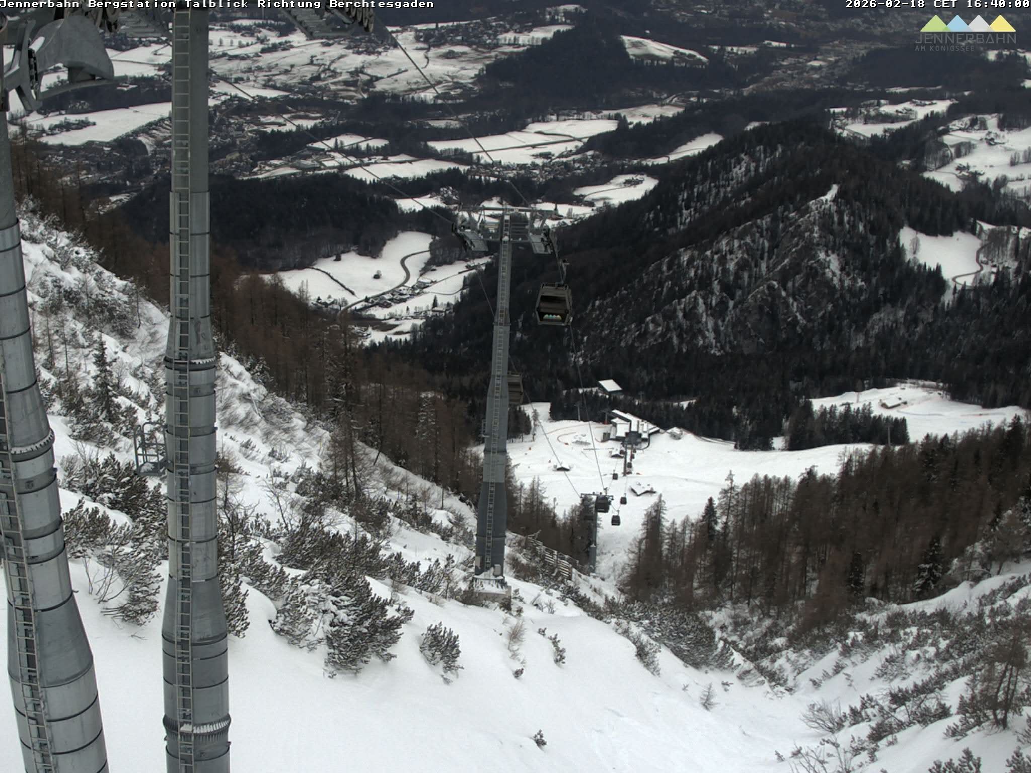 Archived image Webcam Jenner mountain - Valley View Cable Car