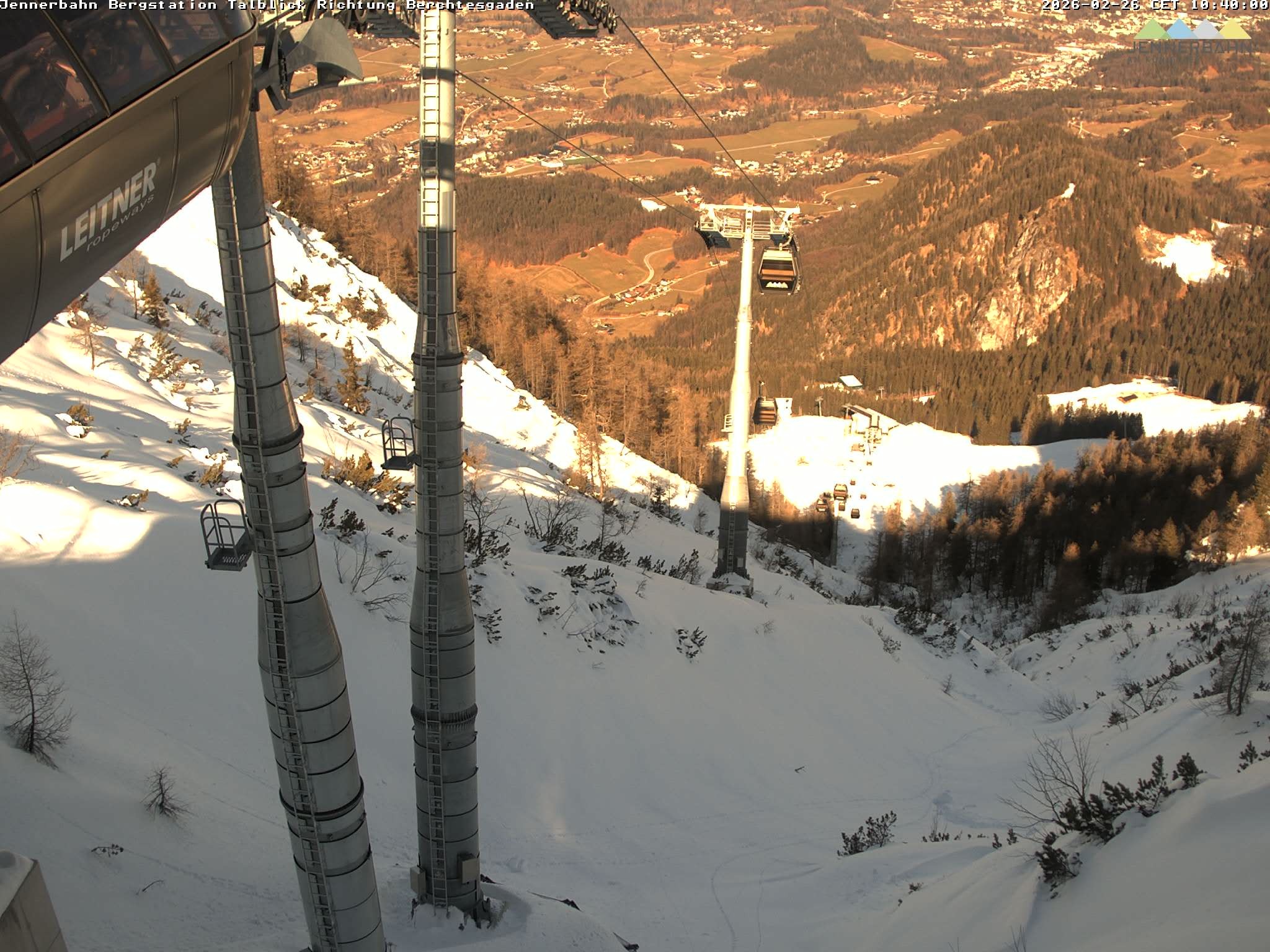 Archived image Webcam Jenner mountain - Valley View Cable Car