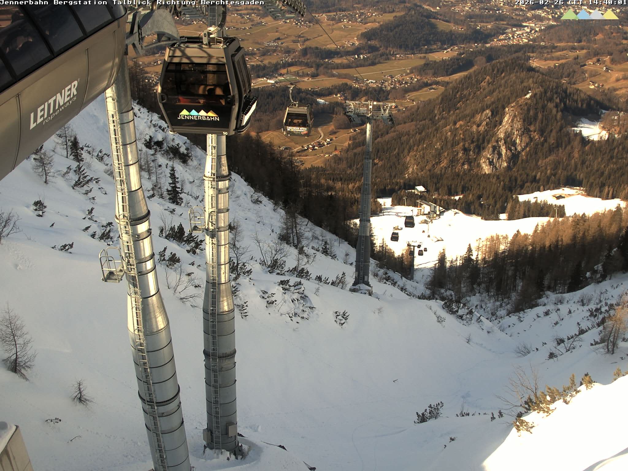 Archived image Webcam Jenner mountain - Valley View Cable Car