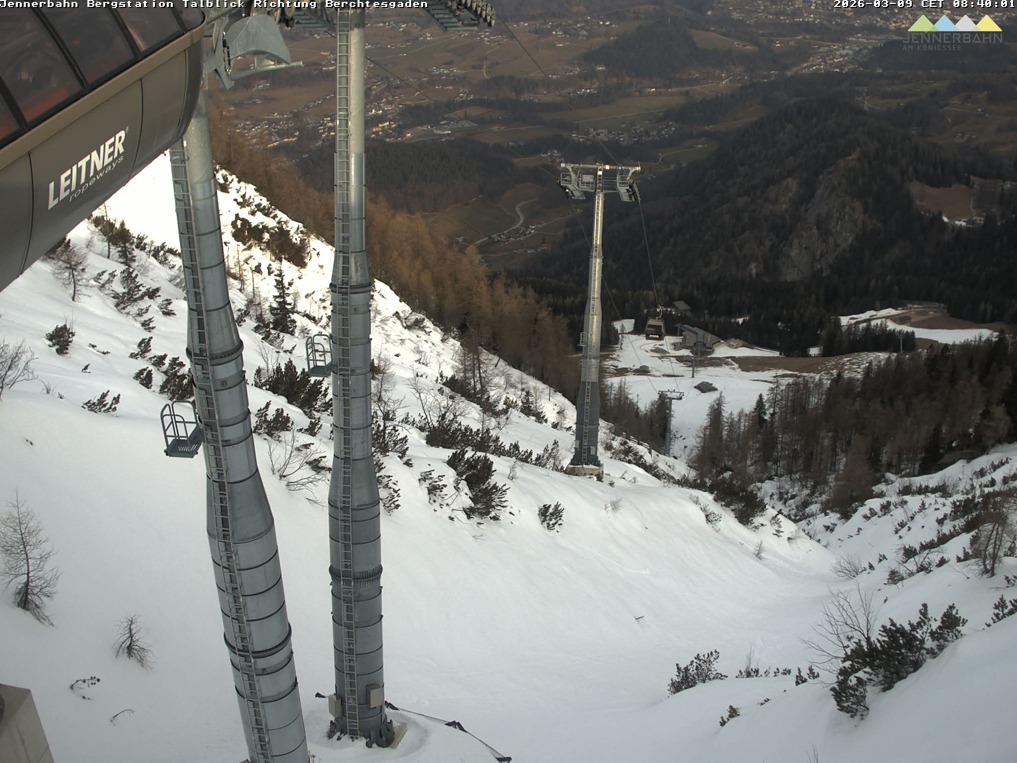 Archiv Foto Webcam Jenner - Blick ins Tal Gondelstation
