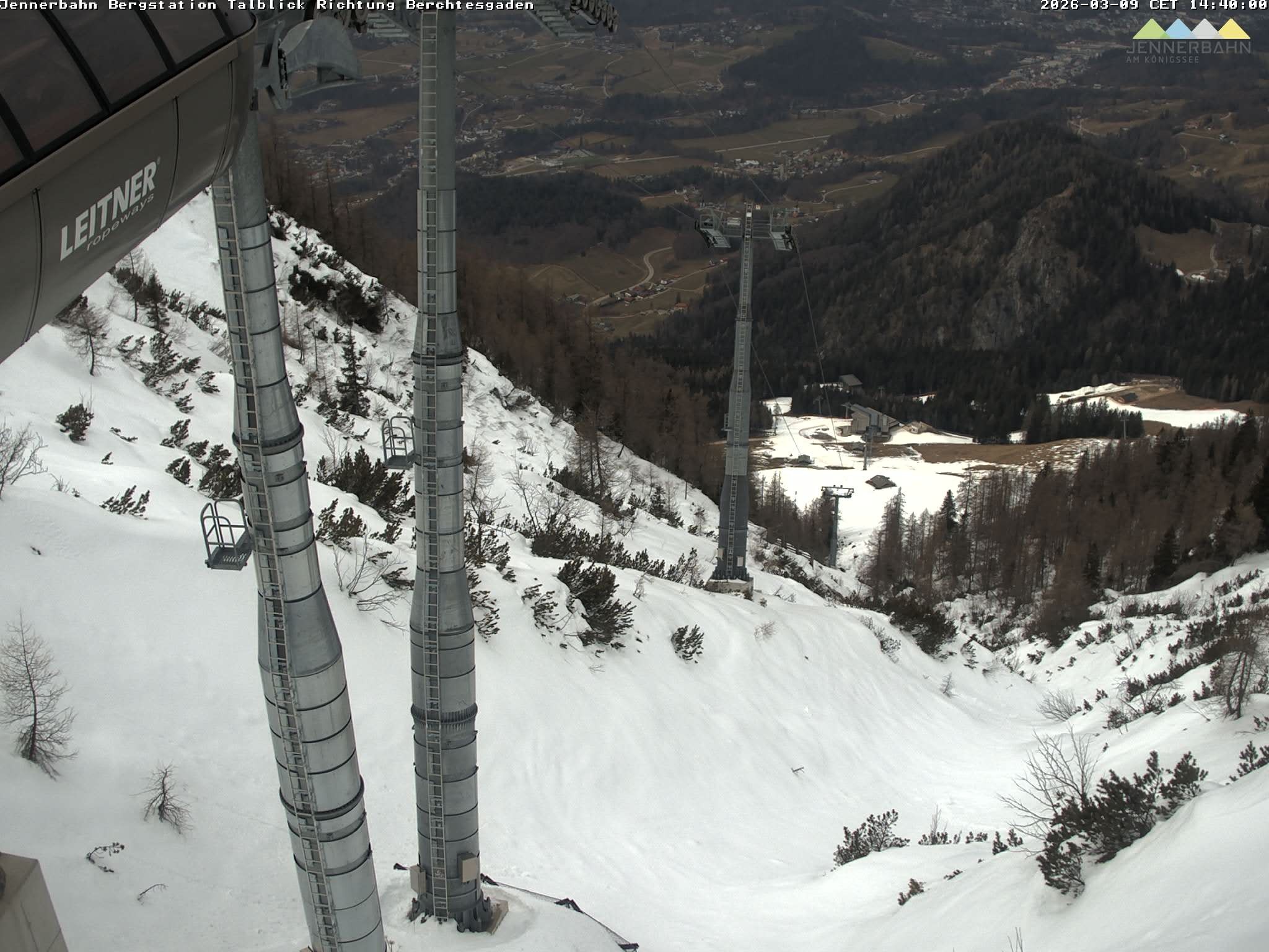 Archiv Foto Webcam Jenner - Blick ins Tal Gondelstation