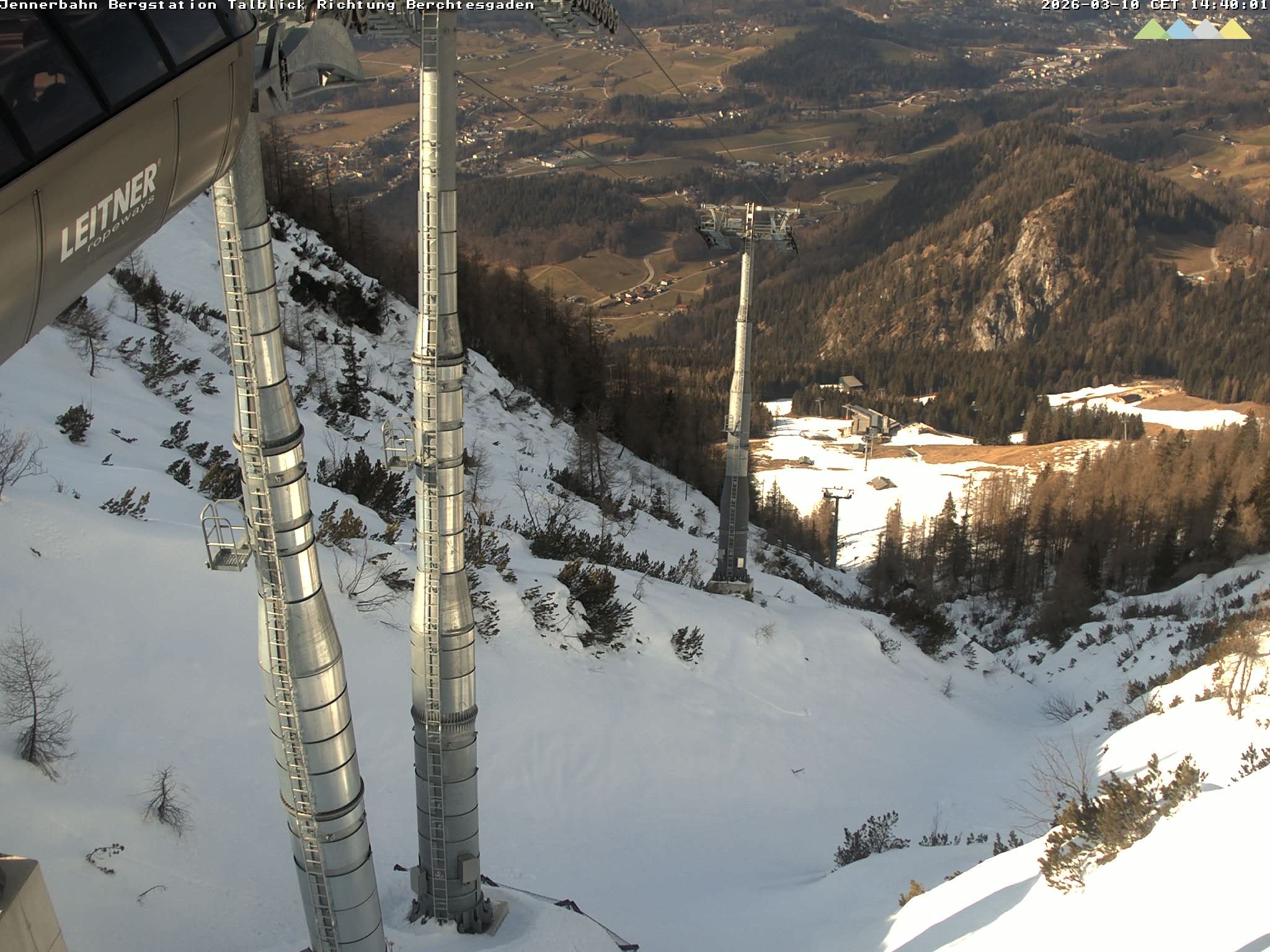 Archiv Foto Webcam Jenner - Blick ins Tal Gondelstation