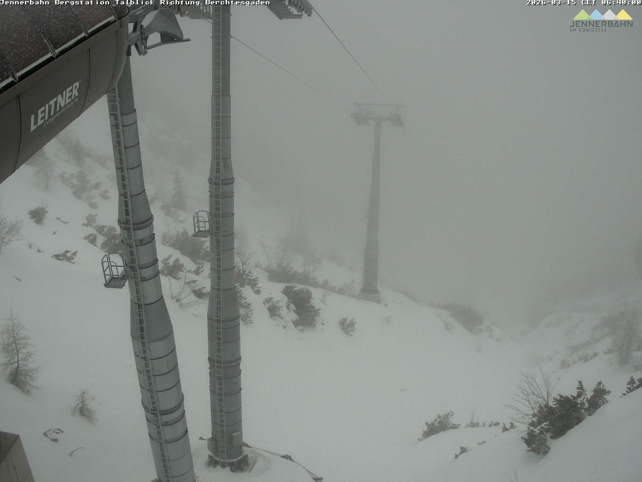 Archiv Foto Webcam Jenner - Blick ins Tal Gondelstation