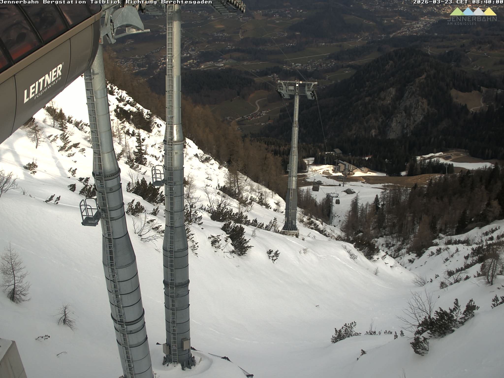 Archived image Webcam Jenner mountain - Valley View Cable Car