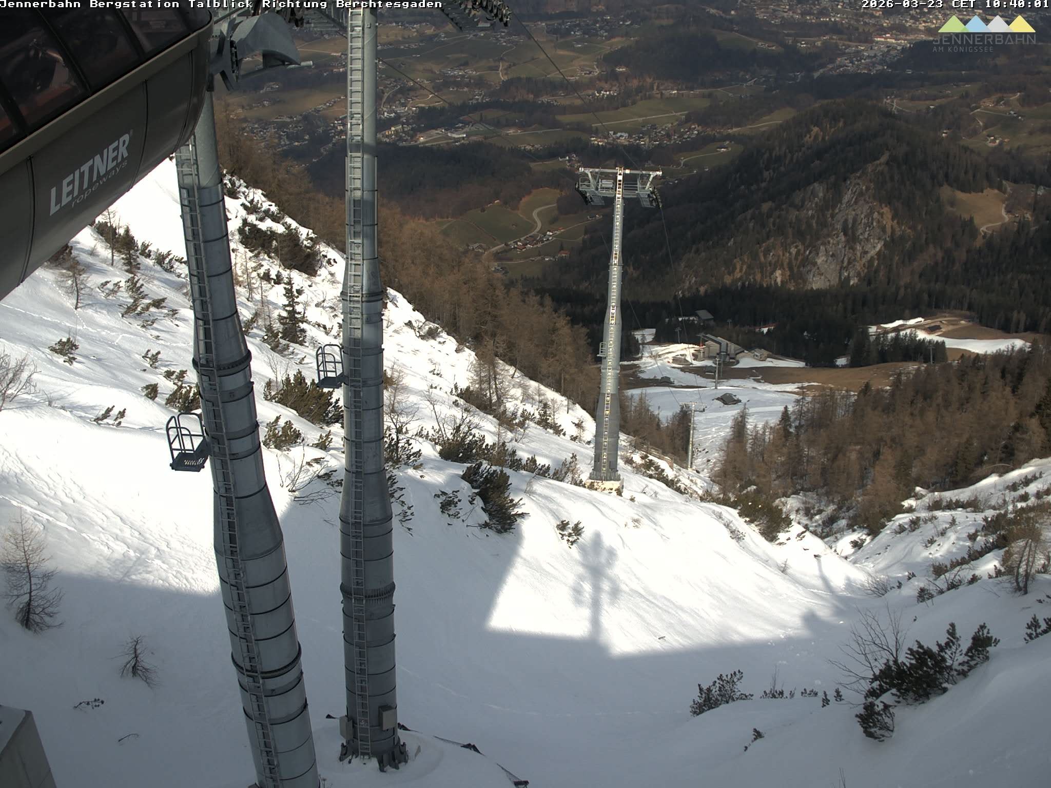 Archived image Webcam Jenner mountain - Valley View Cable Car