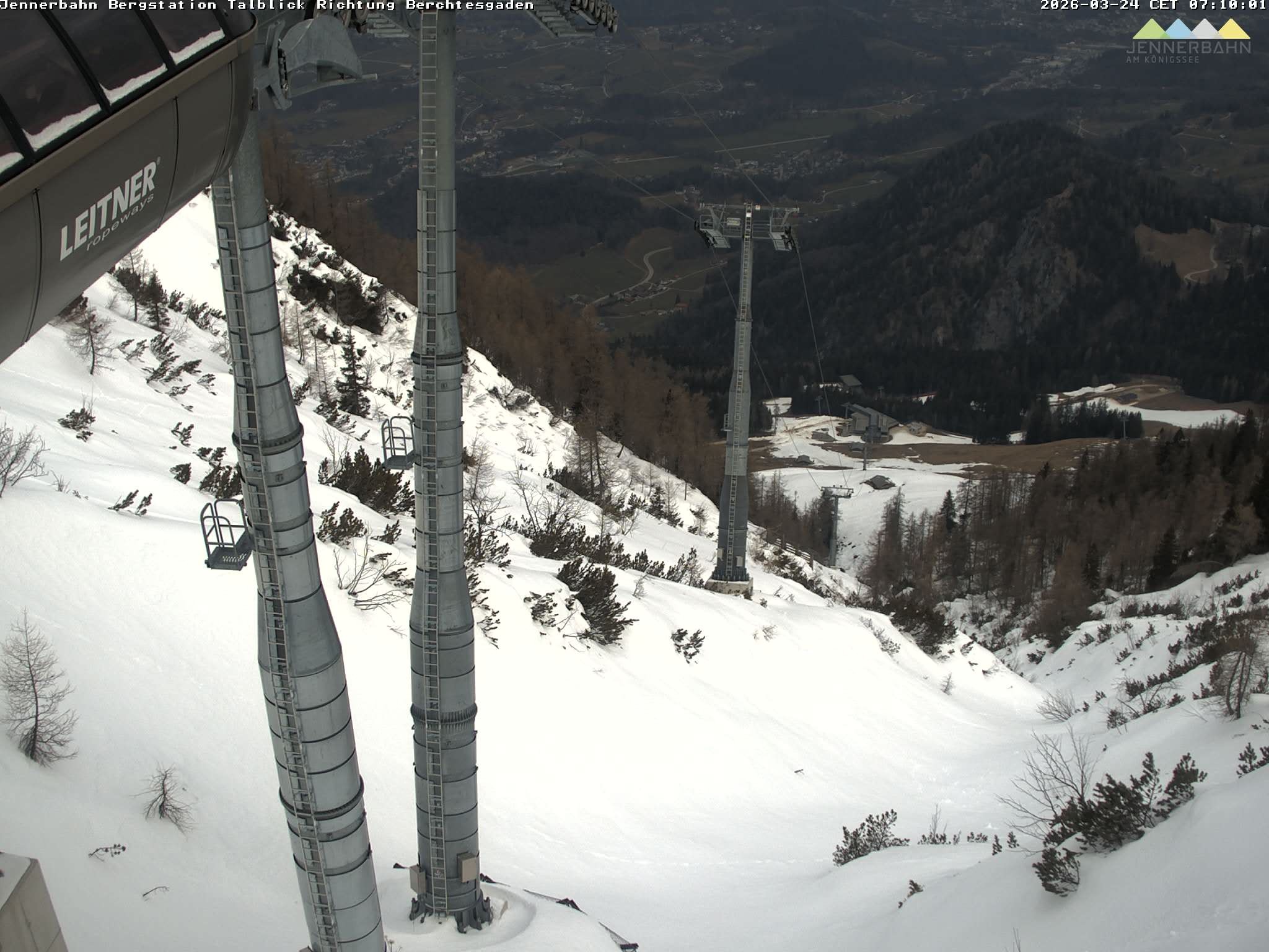 Archiv Foto Webcam Jenner - Blick ins Tal Gondelstation