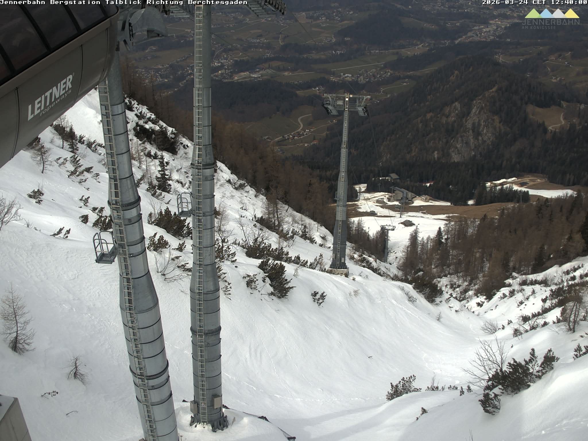 Archiv Foto Webcam Jenner - Blick ins Tal Gondelstation