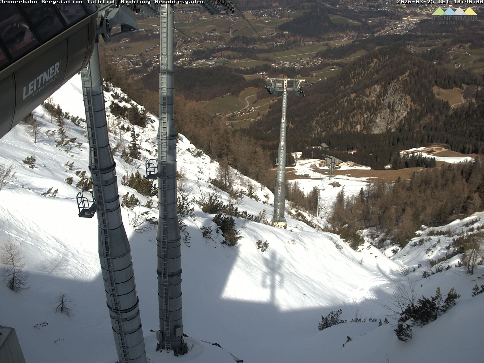 Archiv Foto Webcam Jenner - Blick ins Tal Gondelstation