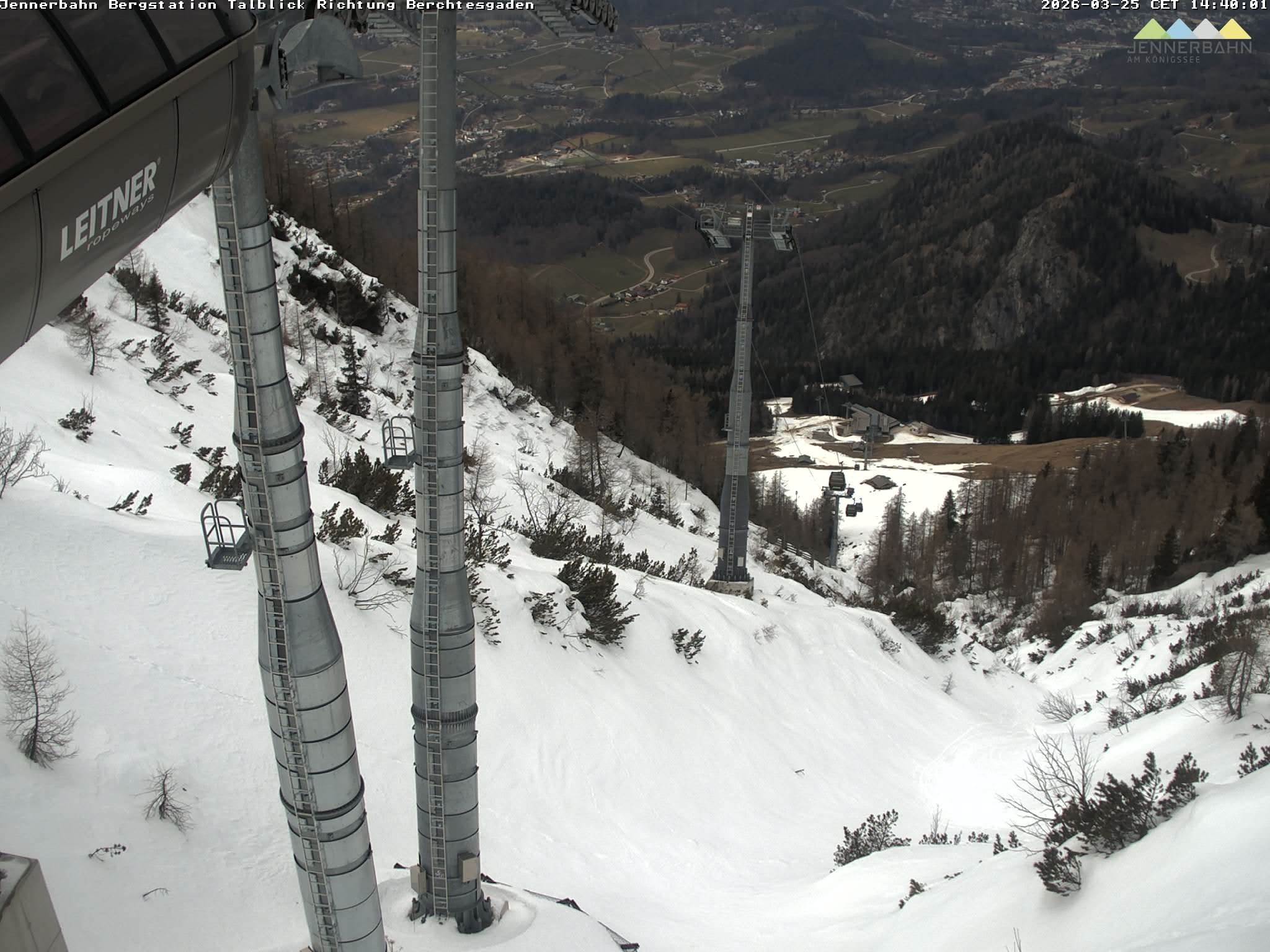 Archiv Foto Webcam Jenner - Blick ins Tal Gondelstation