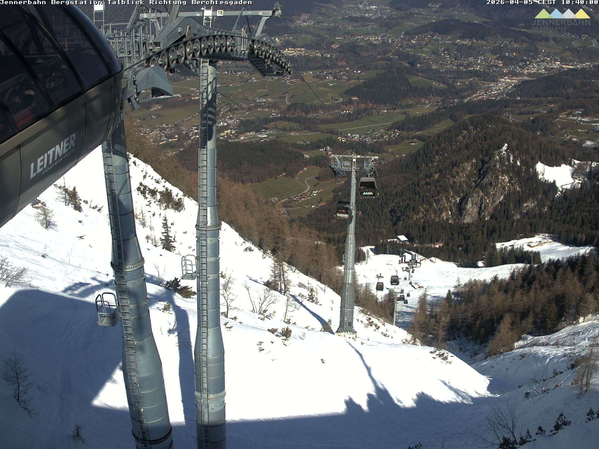 Archived image Webcam Jenner mountain - Valley View Cable Car