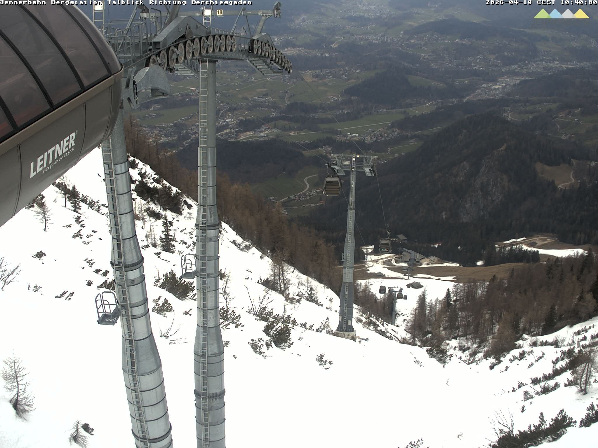 Archived image Webcam Jenner mountain - Valley View Cable Car