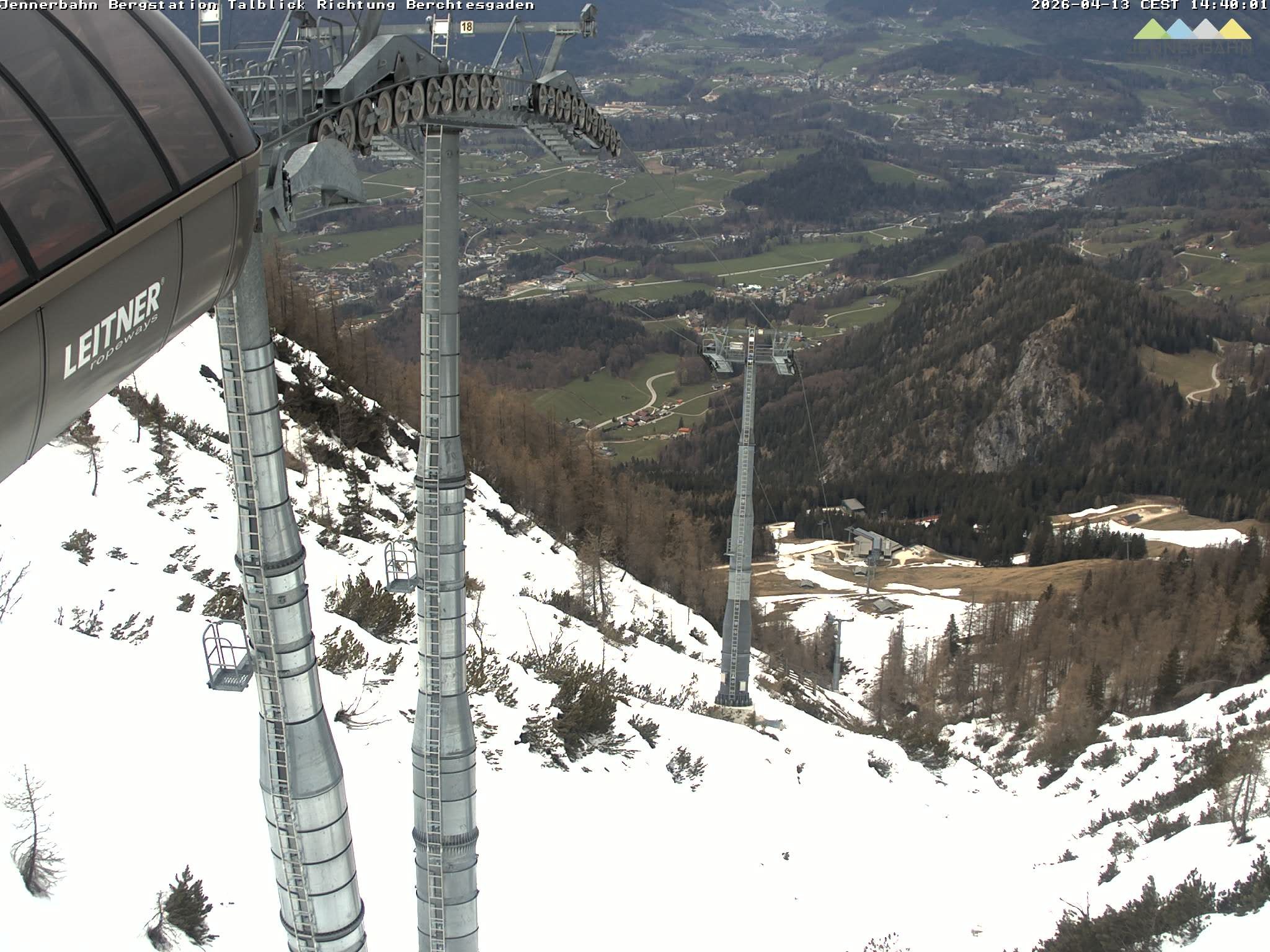 Archiv Foto Webcam Jenner - Blick ins Tal Gondelstation