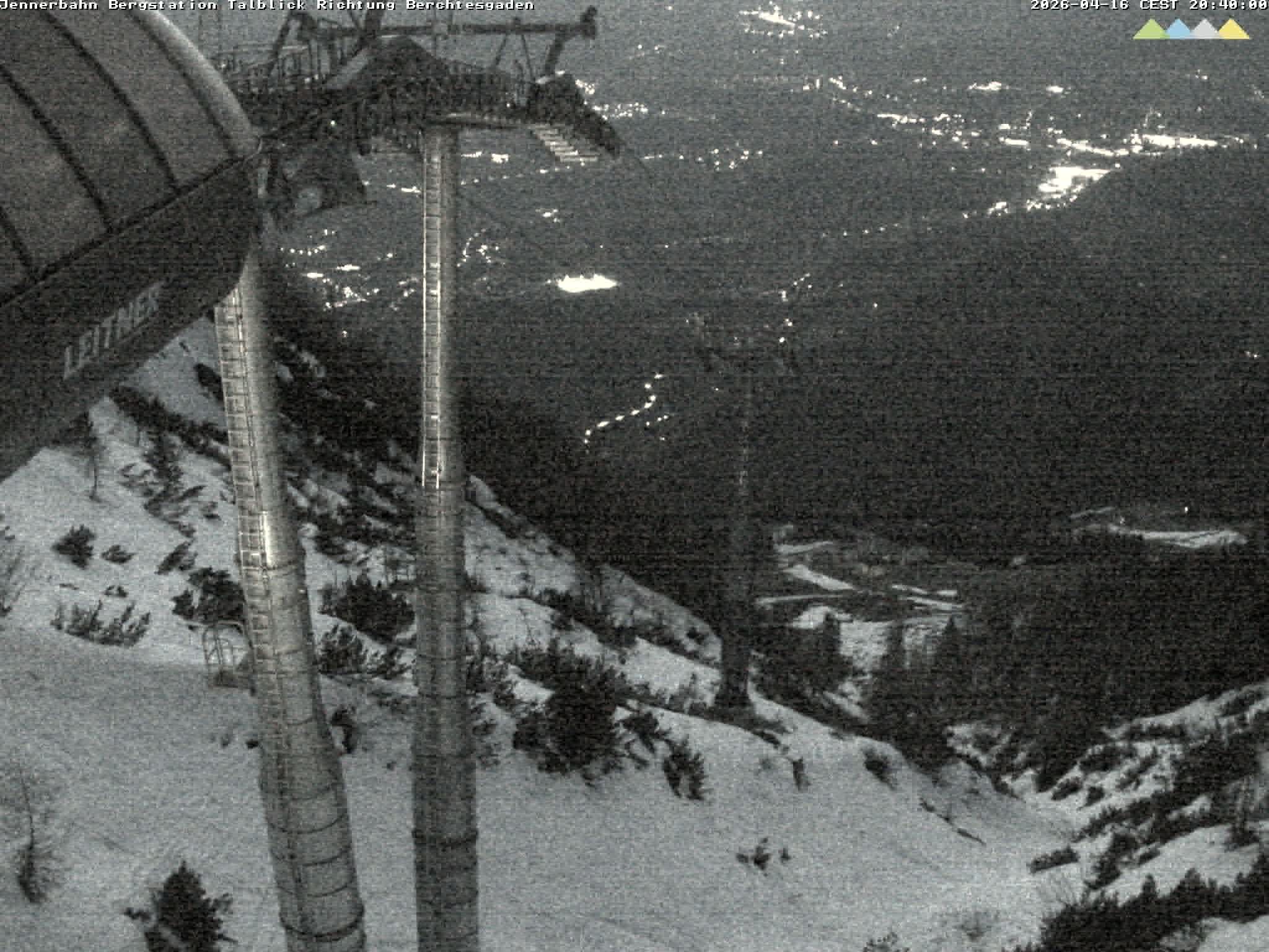 Archiv Foto Webcam Jenner - Blick ins Tal Gondelstation