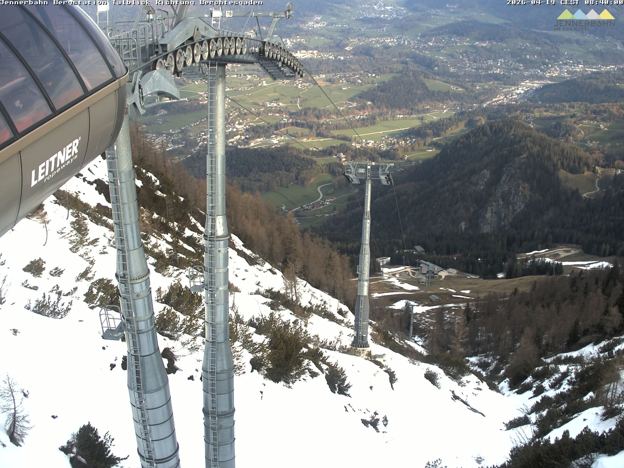 Archiv Foto Webcam Jenner - Blick ins Tal Gondelstation