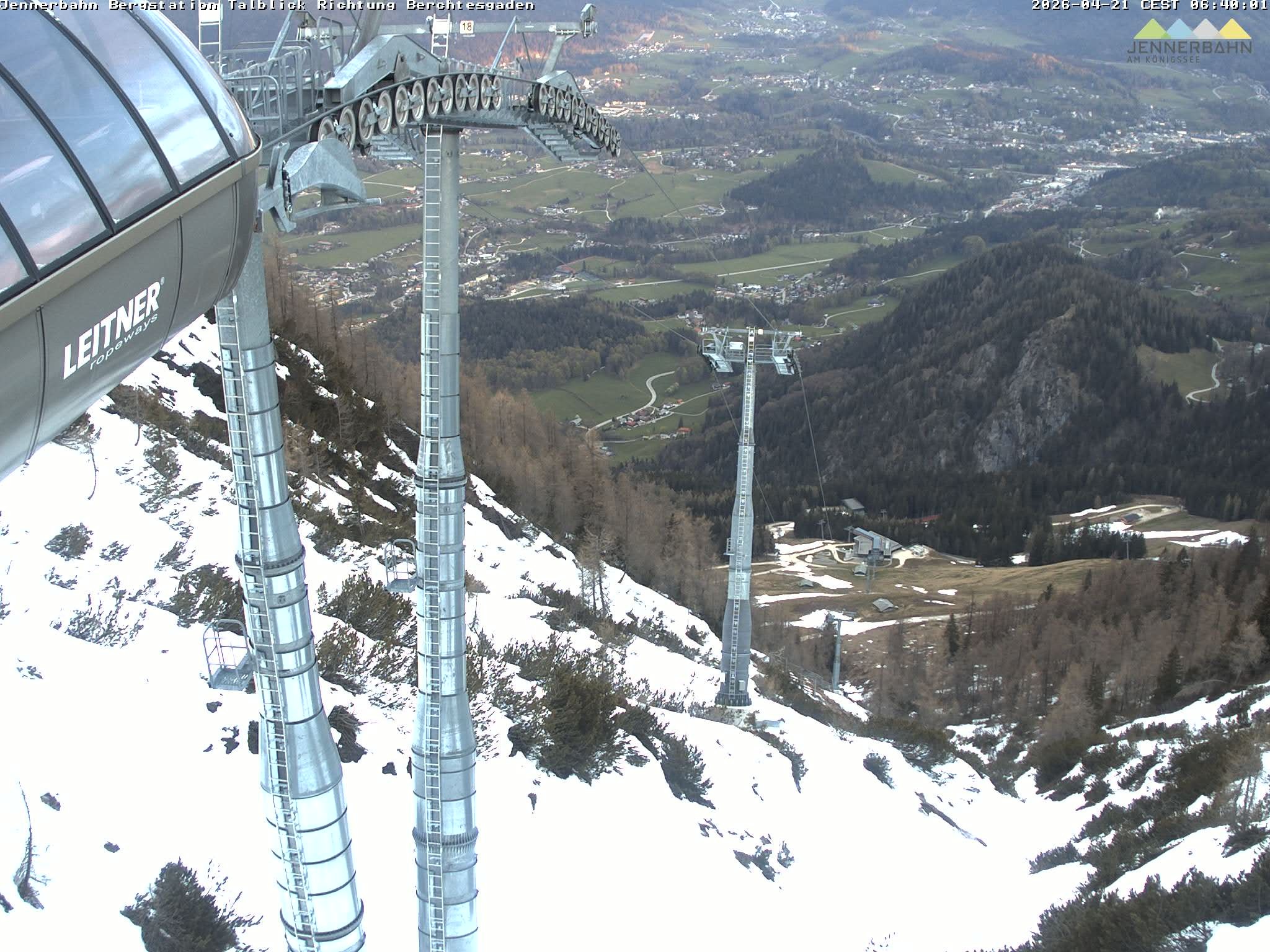 Archived image Webcam Jenner mountain - Valley View Cable Car