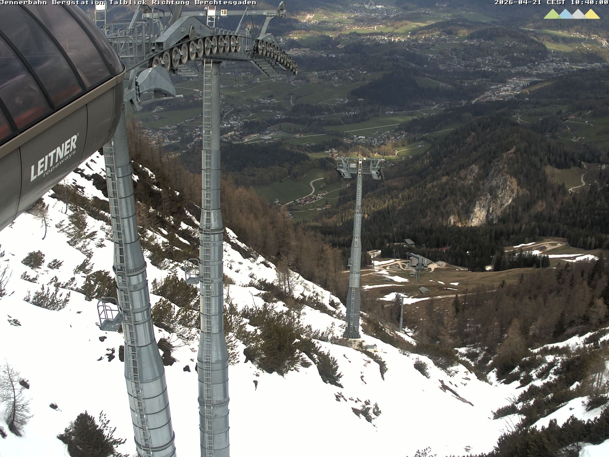 Archived image Webcam Jenner mountain - Valley View Cable Car