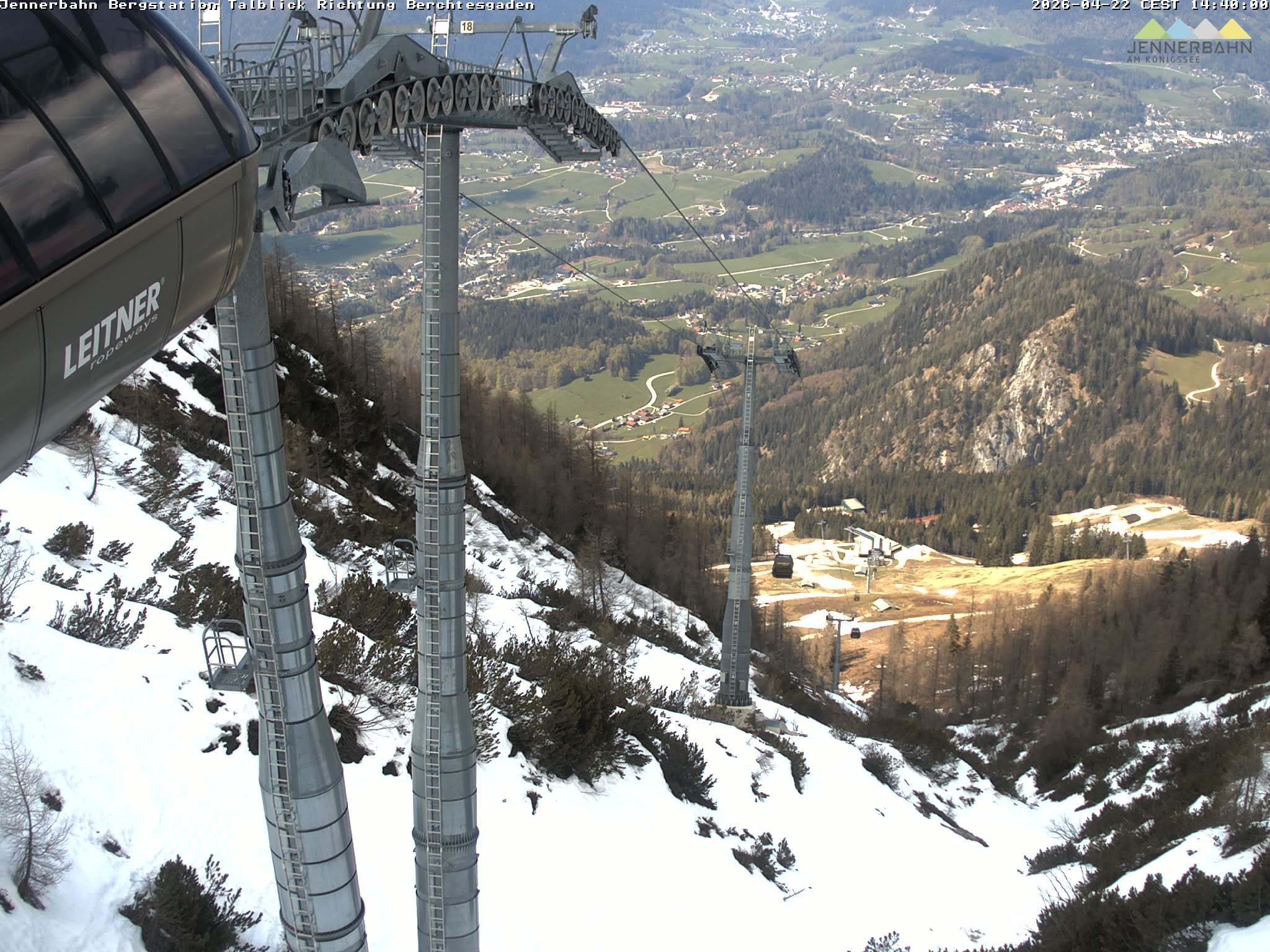 Archiv Foto Webcam Jenner - Blick ins Tal Gondelstation
