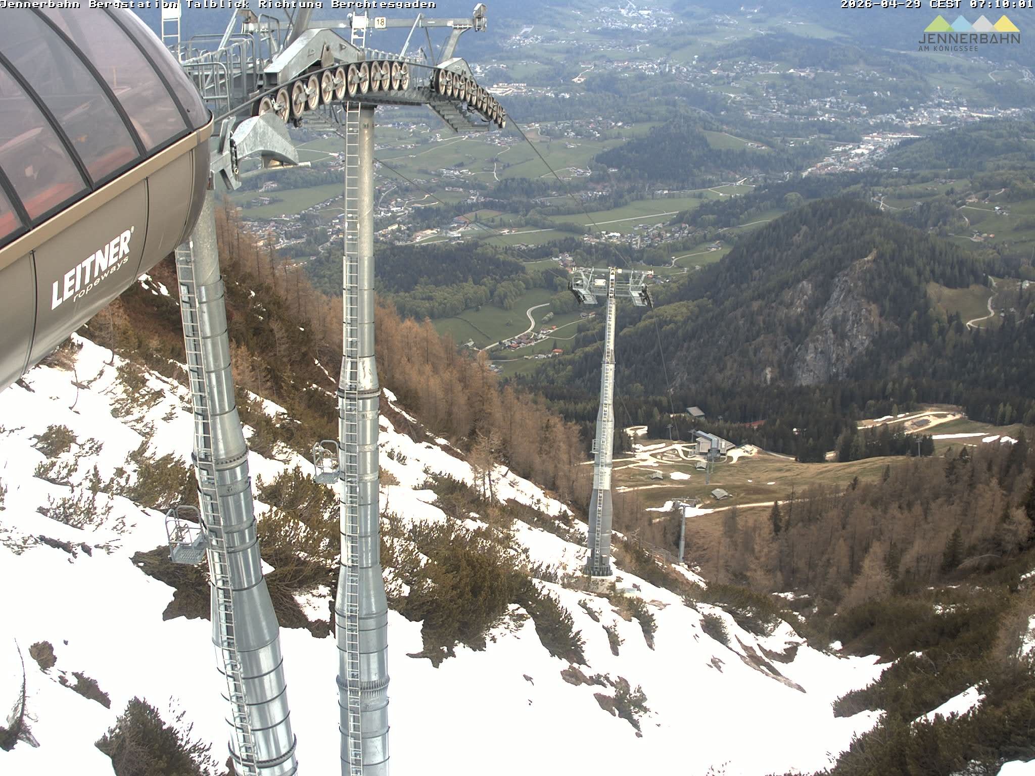 Archiv Foto Webcam Jenner - Blick ins Tal Gondelstation