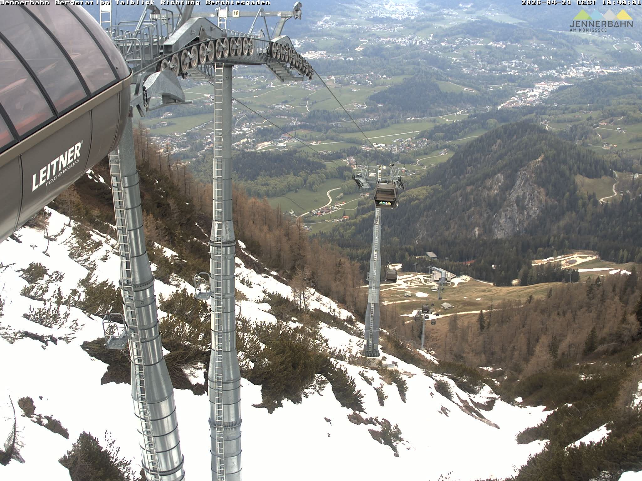 Archiv Foto Webcam Jenner - Blick ins Tal Gondelstation