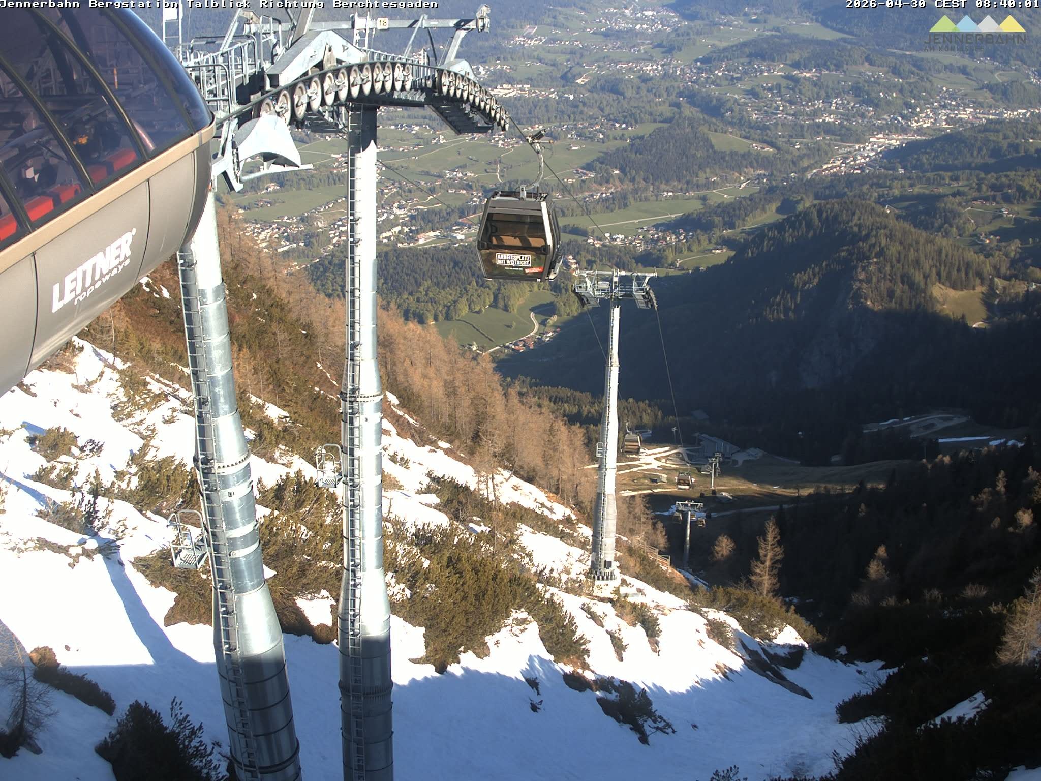 Archiv Foto Webcam Jenner - Blick ins Tal Gondelstation