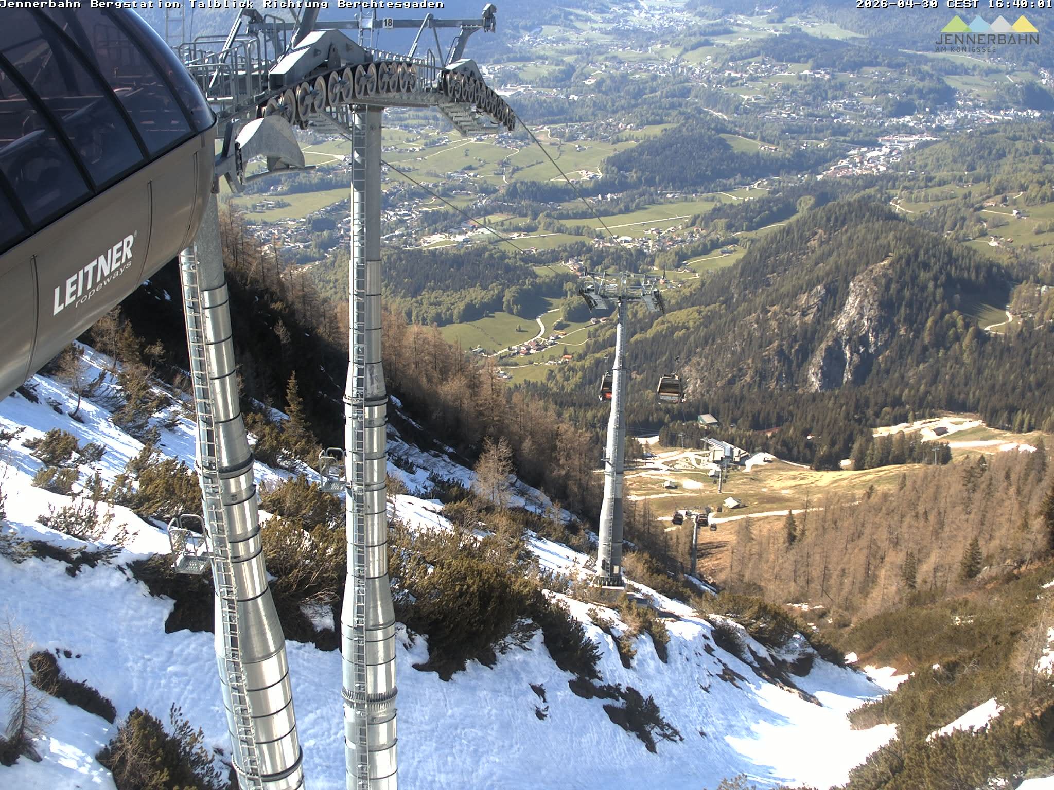 Archiv Foto Webcam Jenner - Blick ins Tal Gondelstation