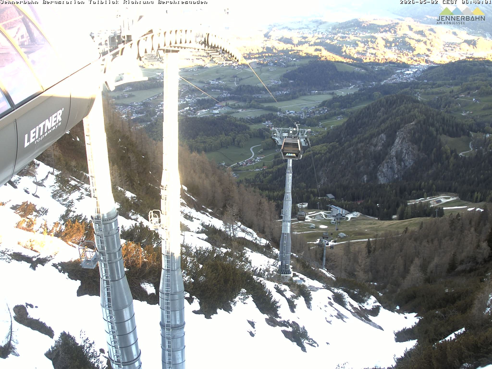 Archiv Foto Webcam Jenner - Blick ins Tal Gondelstation
