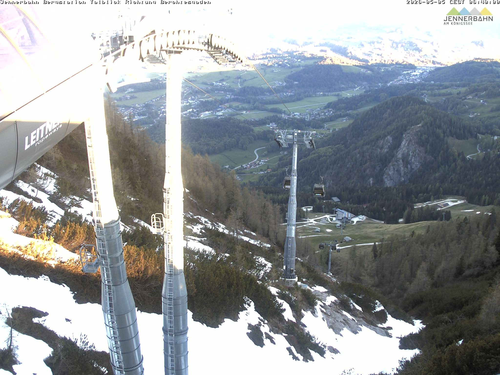 Archived image Webcam Jenner mountain - Valley View Cable Car