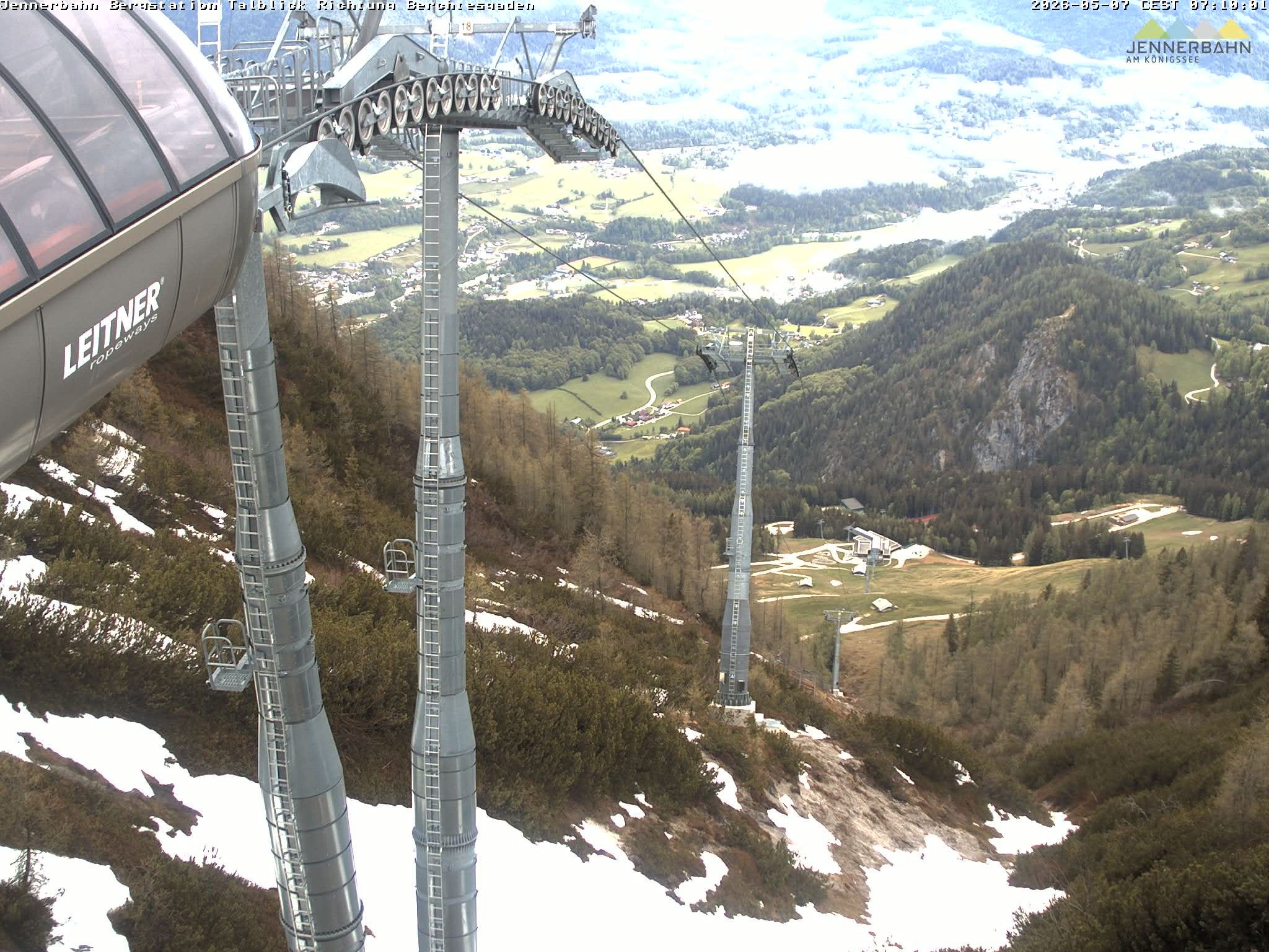 Archiv Foto Webcam Jenner - Blick ins Tal Gondelstation
