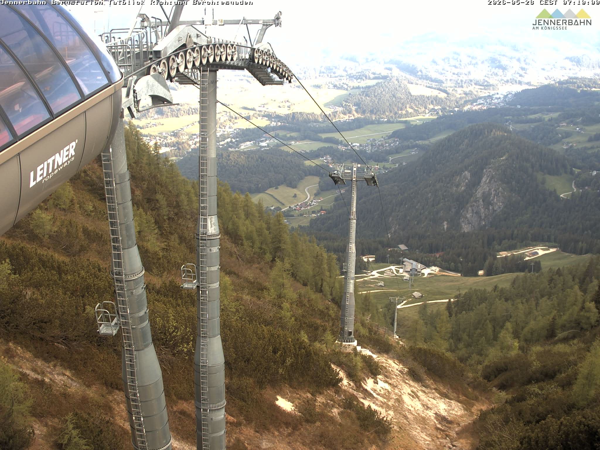 Archived image Webcam Jenner mountain - Valley View Cable Car