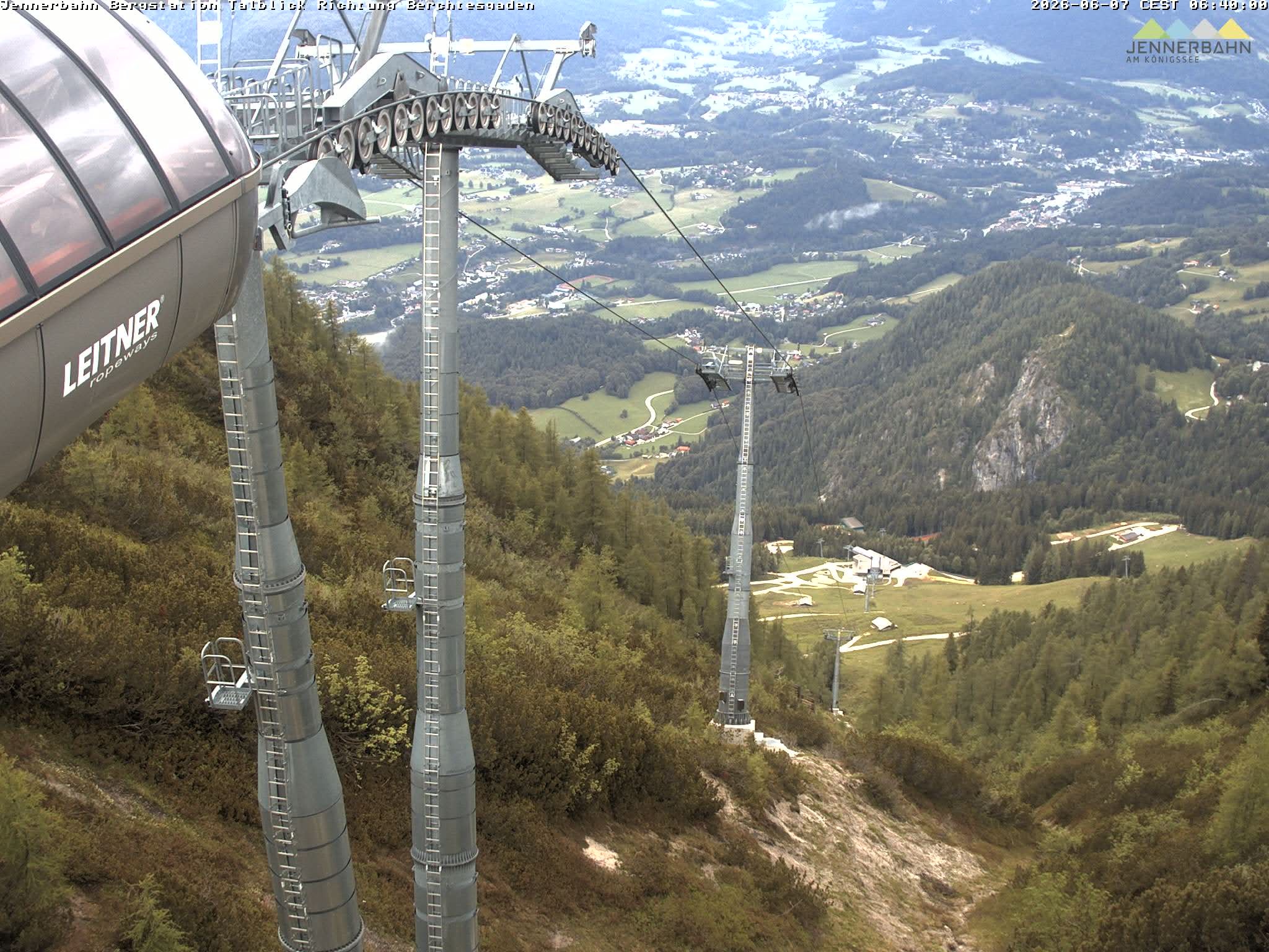 Archiv Foto Webcam Jenner - Blick ins Tal Gondelstation