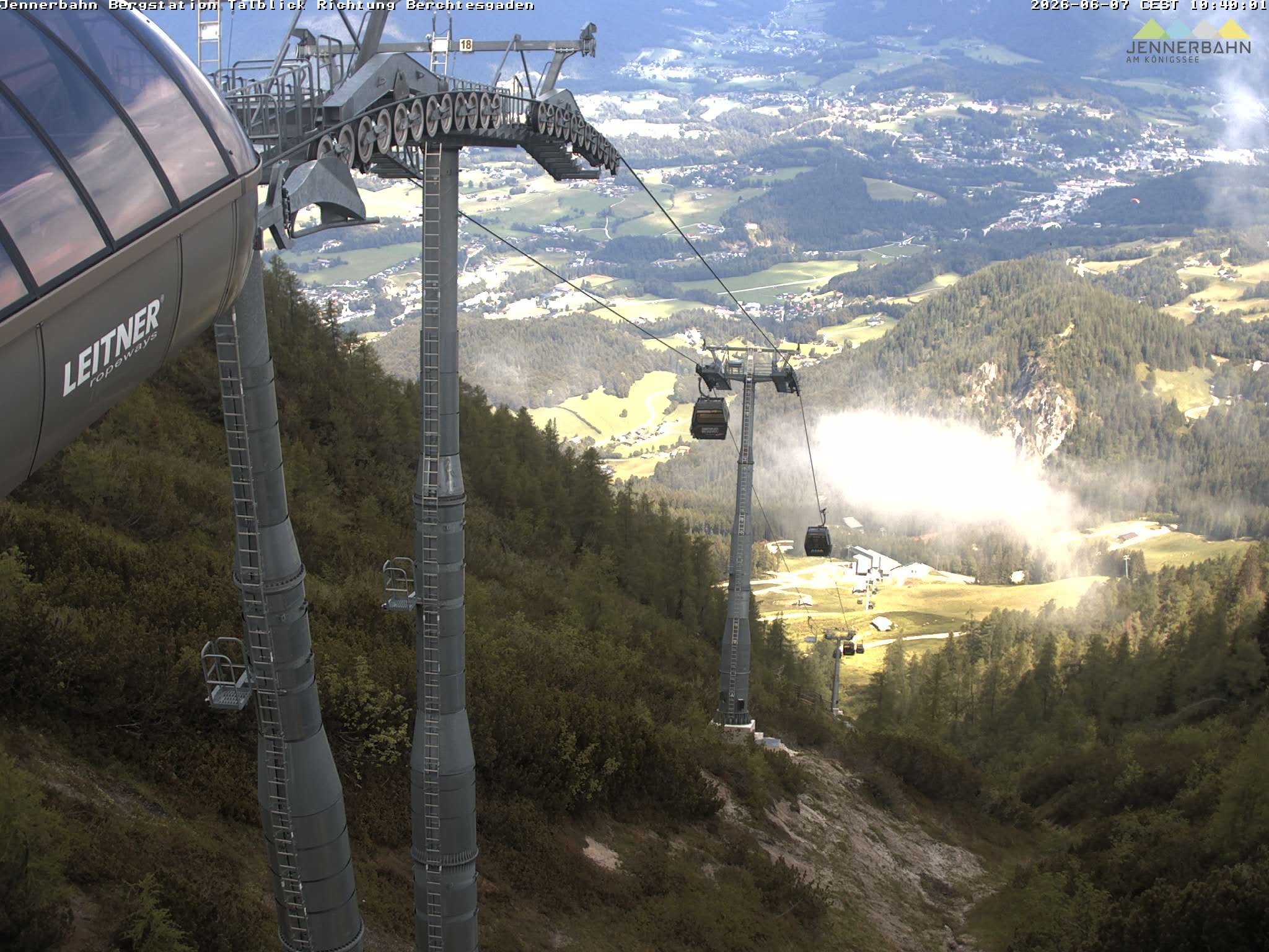 Archived image Webcam Jenner mountain - Valley View Cable Car