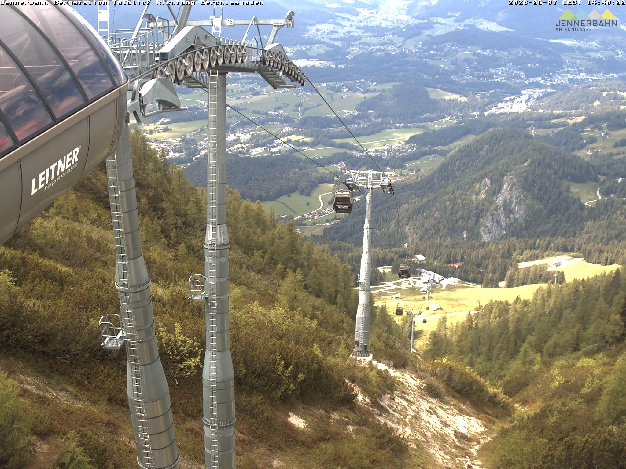 Archived image Webcam Jenner mountain - Valley View Cable Car