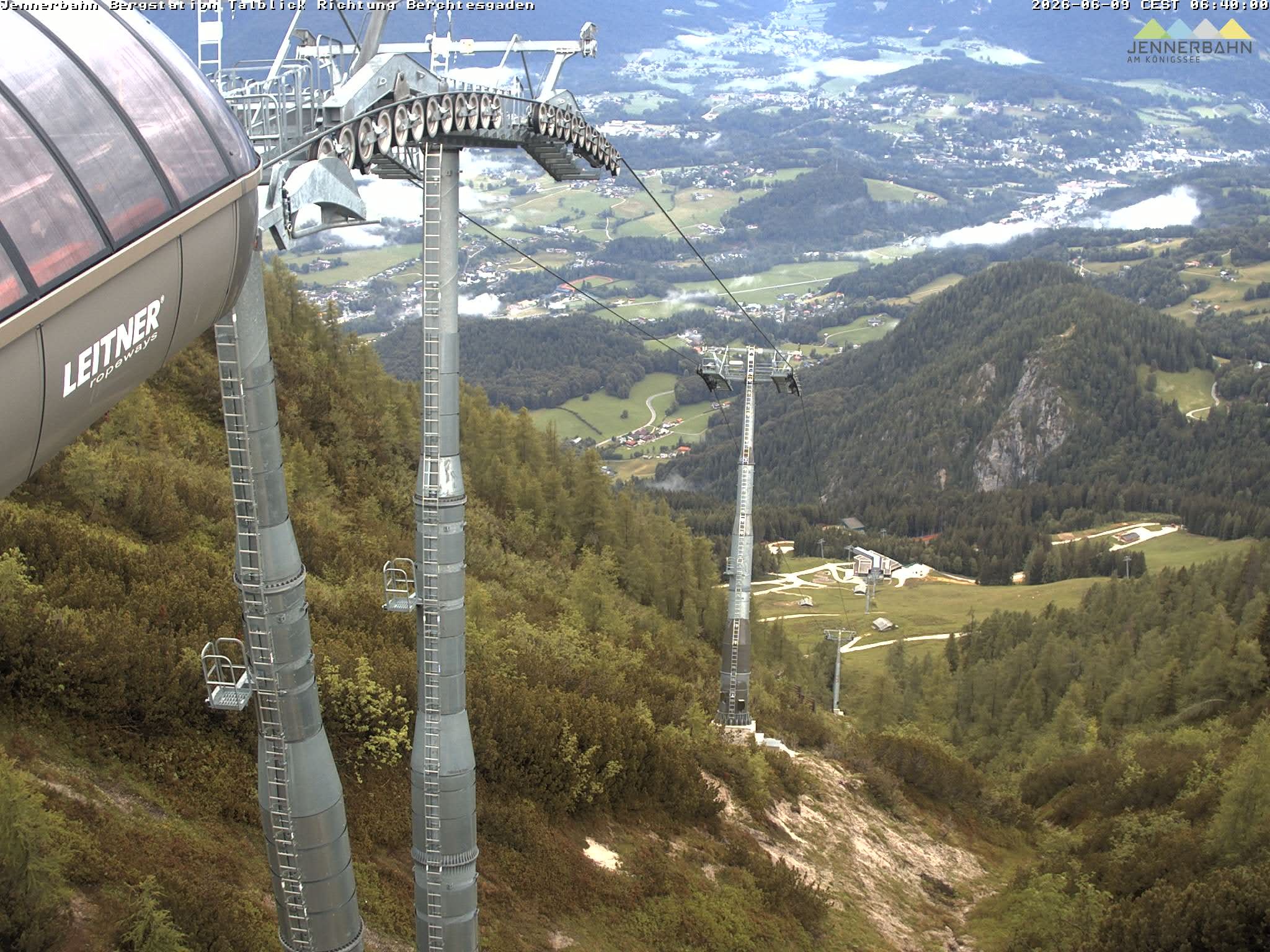 Archiv Foto Webcam Jenner - Blick ins Tal Gondelstation