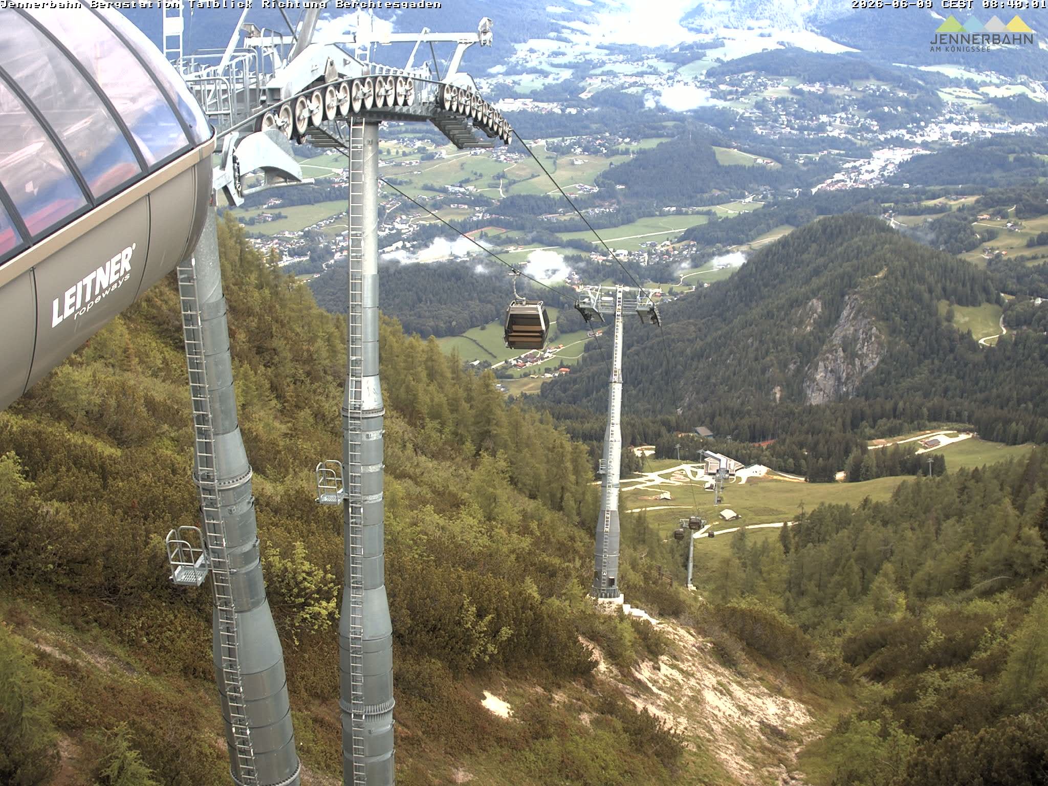 Archiv Foto Webcam Jenner - Blick ins Tal Gondelstation