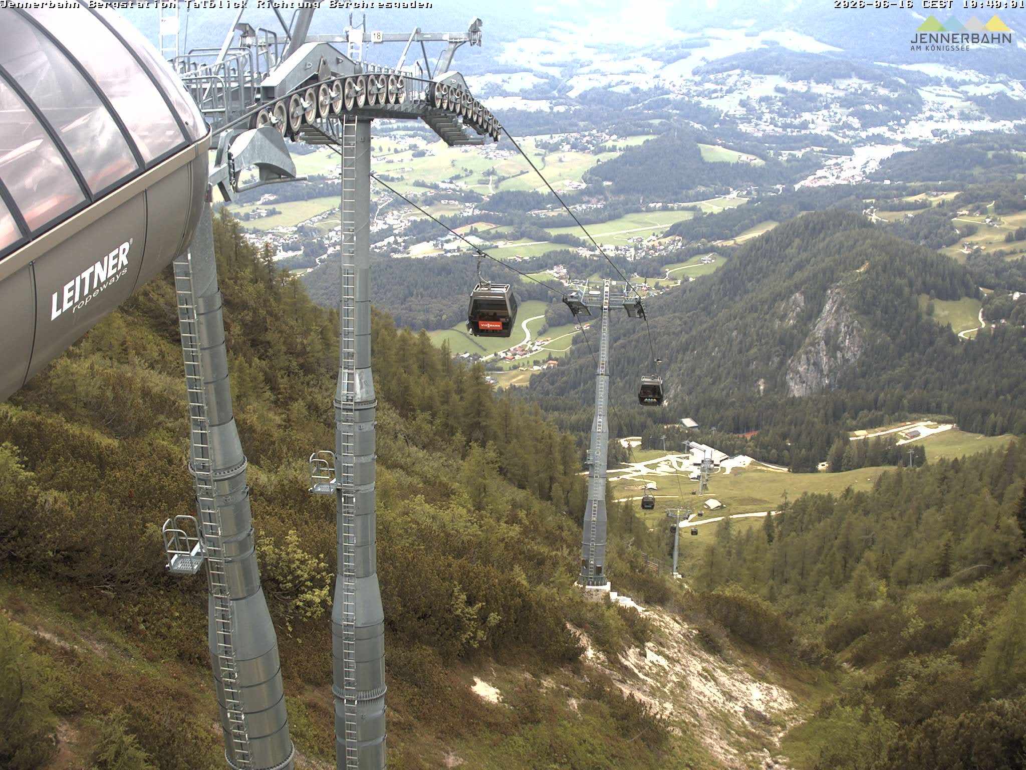 Archiv Foto Webcam Jenner - Blick ins Tal Gondelstation
