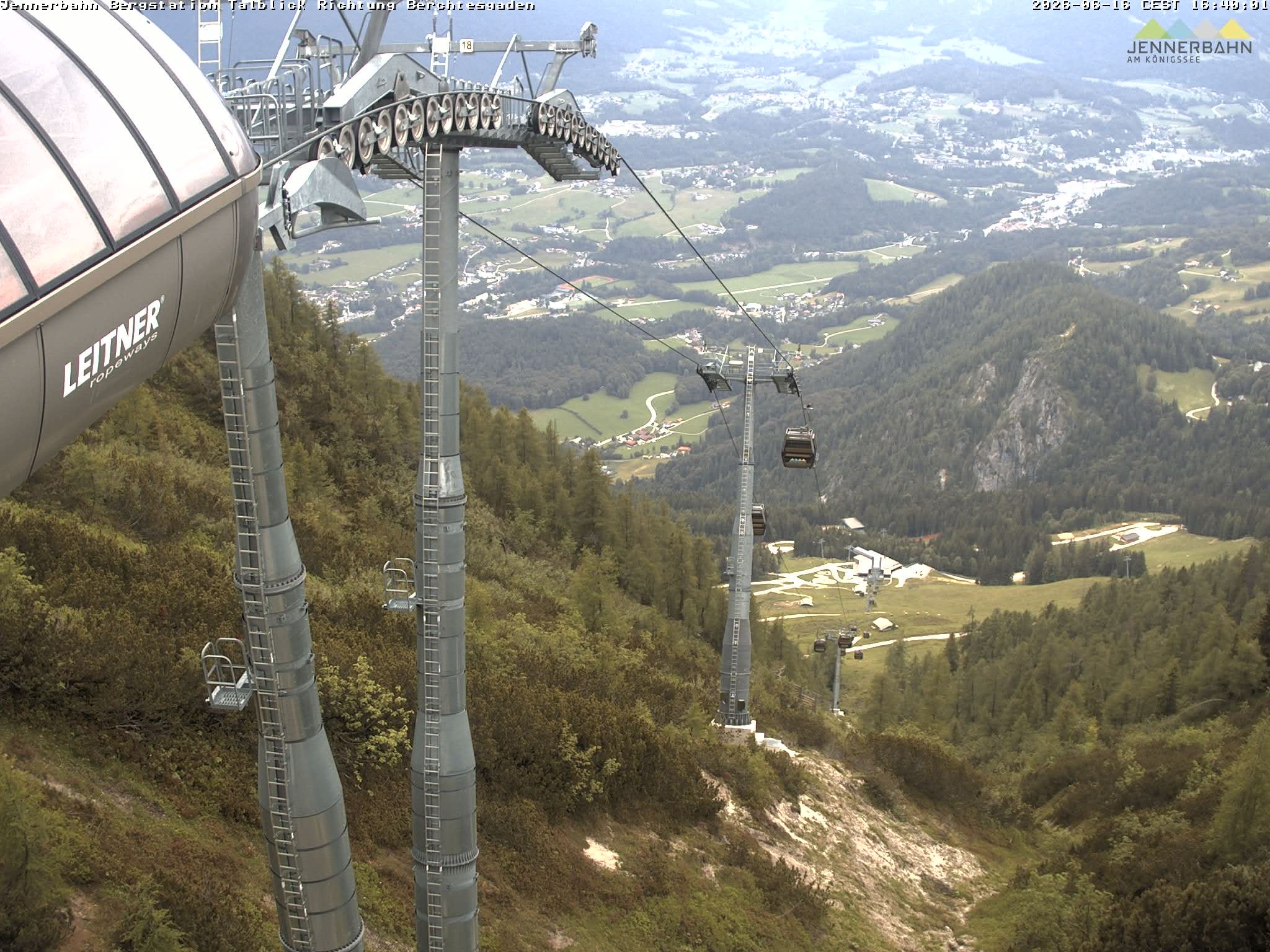 Archiv Foto Webcam Jenner - Blick ins Tal Gondelstation