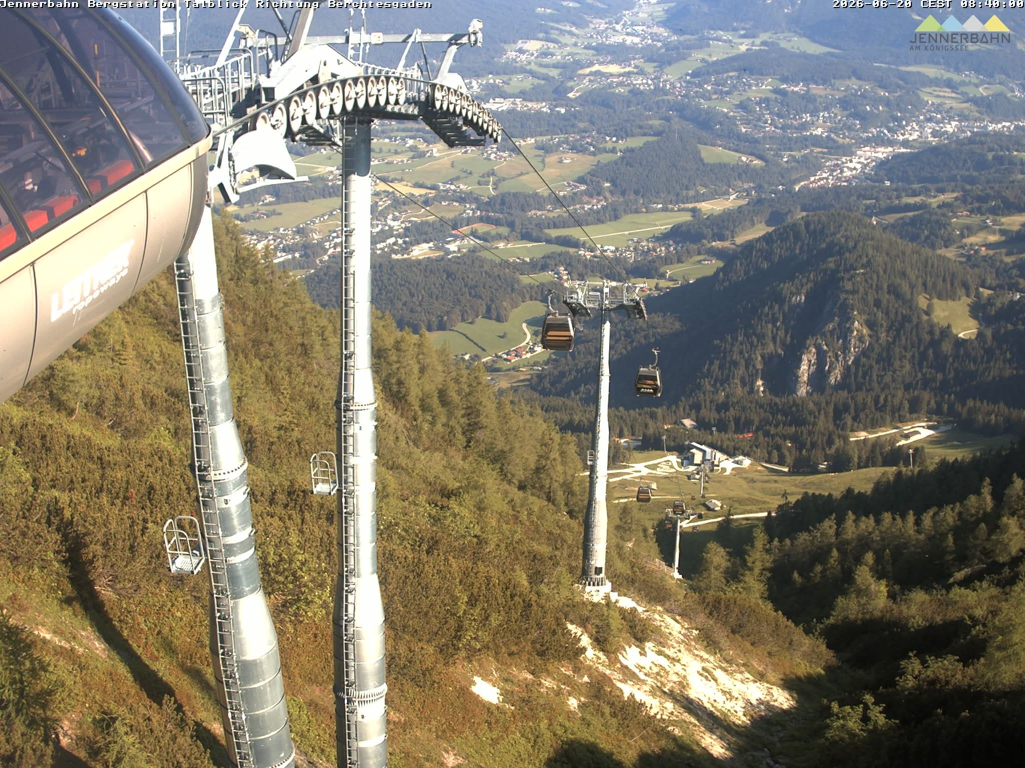 Archiv Foto Webcam Jenner - Blick ins Tal Gondelstation