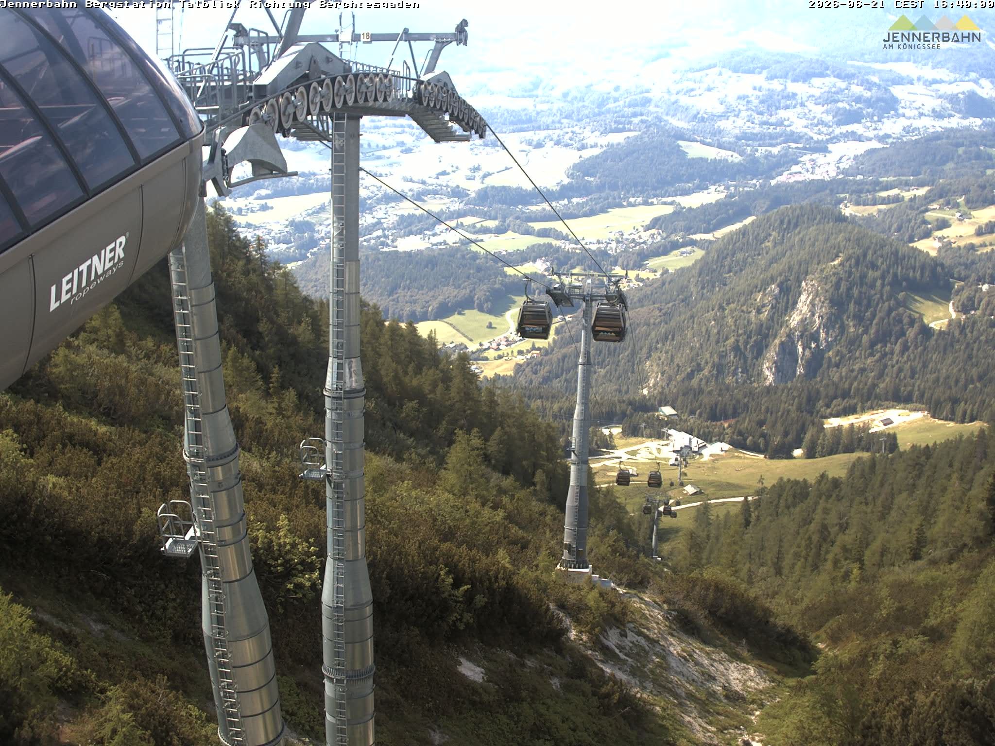 Archiv Foto Webcam Jenner - Blick ins Tal Gondelstation