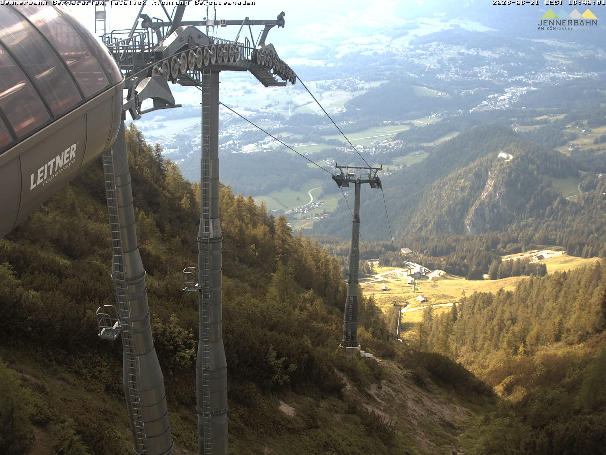 Archived image Webcam Jenner mountain - Valley View Cable Car