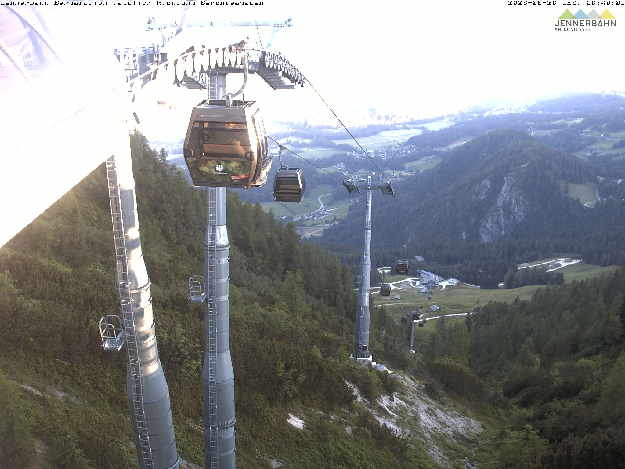 Archived image Webcam Jenner mountain - Valley View Cable Car