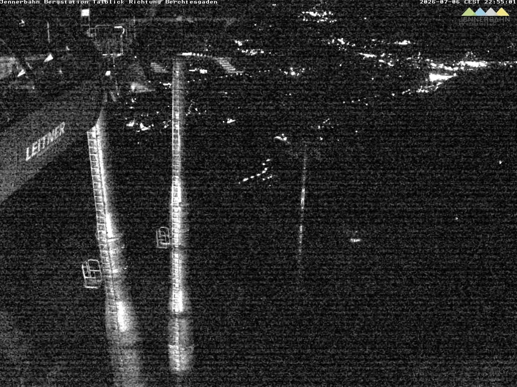 Archiv Foto Webcam Jenner - Blick ins Tal Gondelstation
