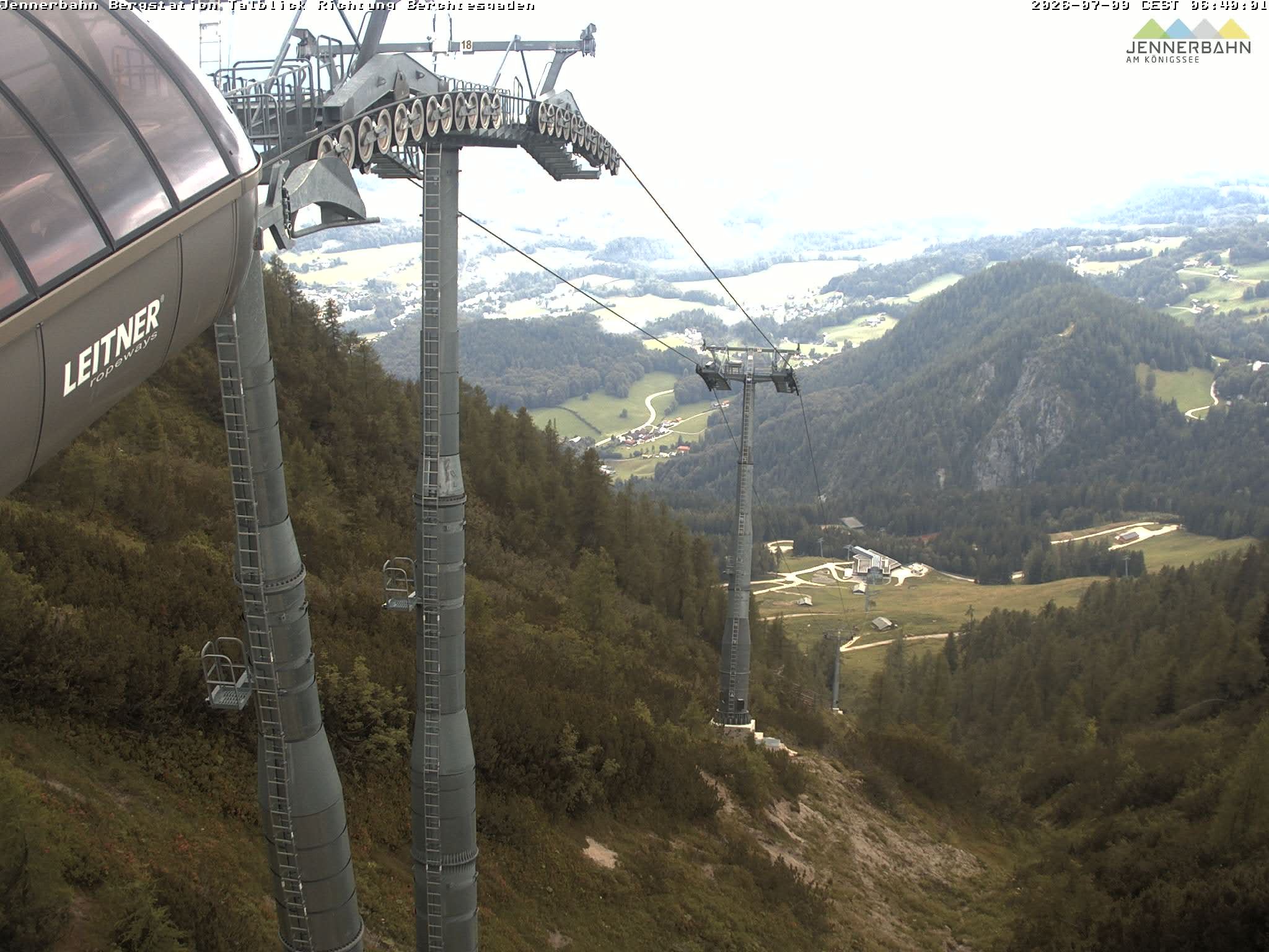 Archiv Foto Webcam Jenner - Blick ins Tal Gondelstation